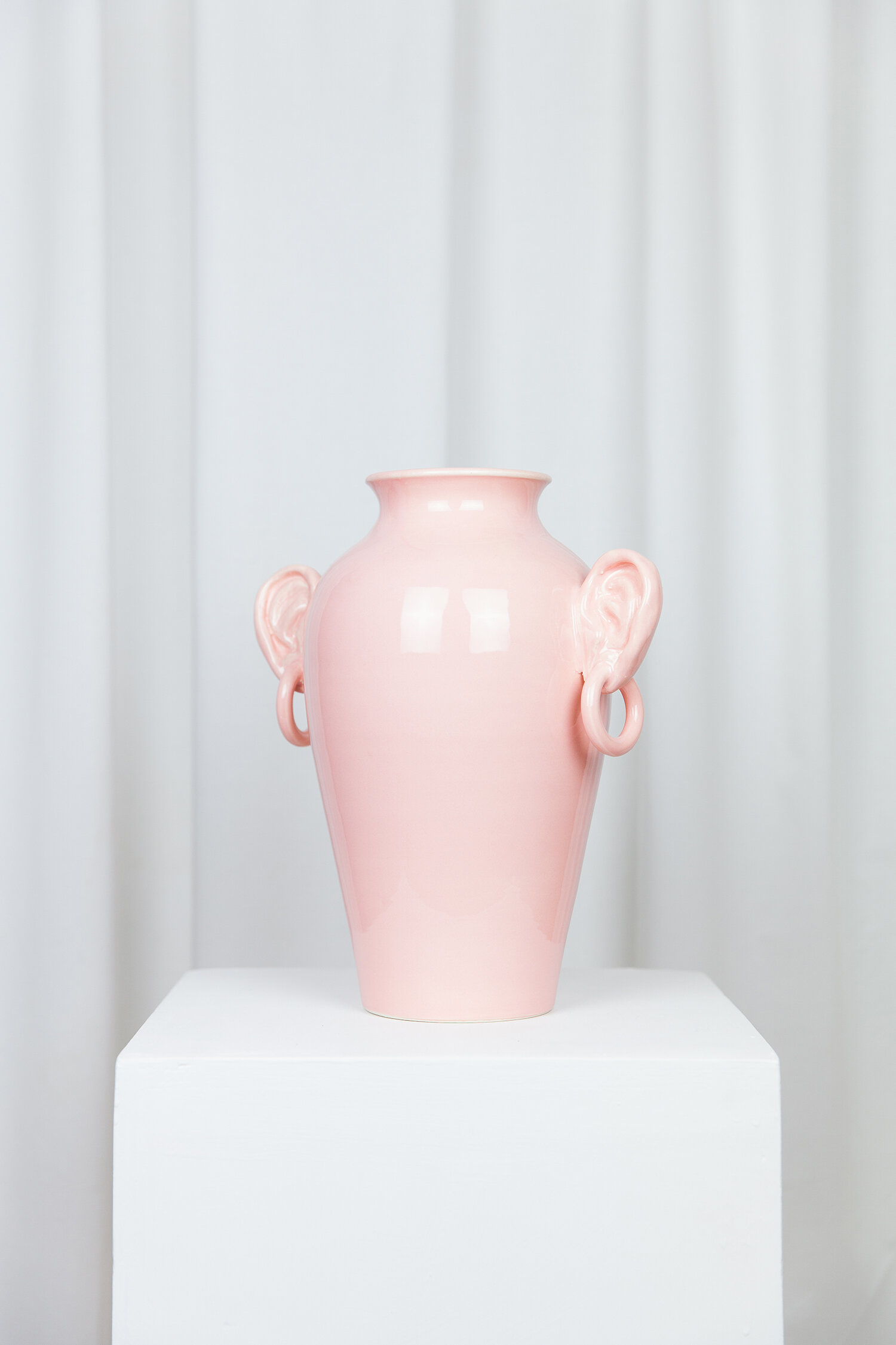 EARS_VASE_PINK_WWW.LOLAMAYERAS.COM_IG_LOLAMAYERAS_-0036-3.jpg
