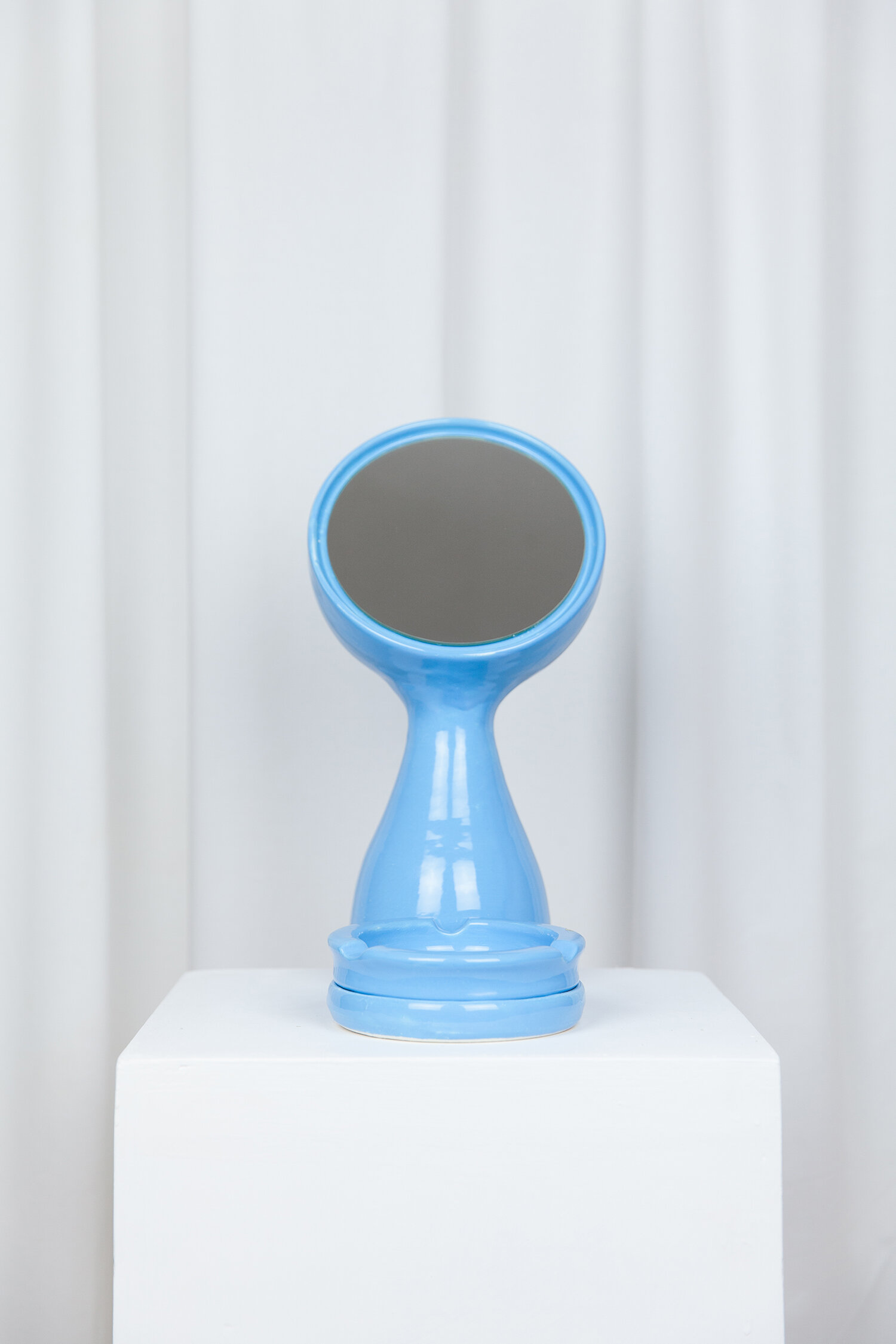 KROLI_MIRROR_ASHTRAY_BLUE_WWW.LOLAMAYERAS.COM_IG_LOLAMAYERAS_-0024-5.jpg
