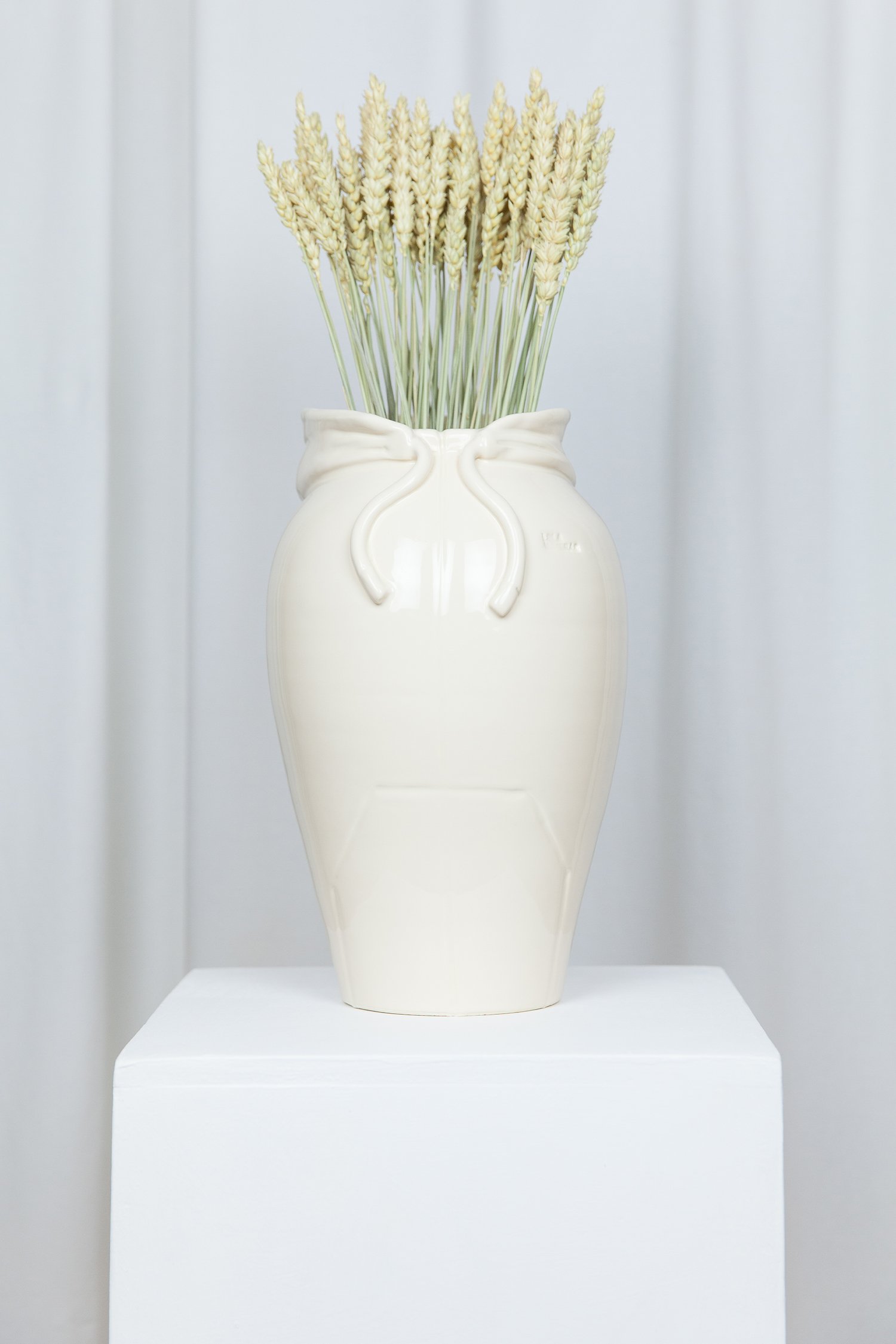 HOODIE_VASE_BEIGE_WWW.LOLAMAYERAS.COM_IG_@LOLAMAYERAS_-8983-2.jpg