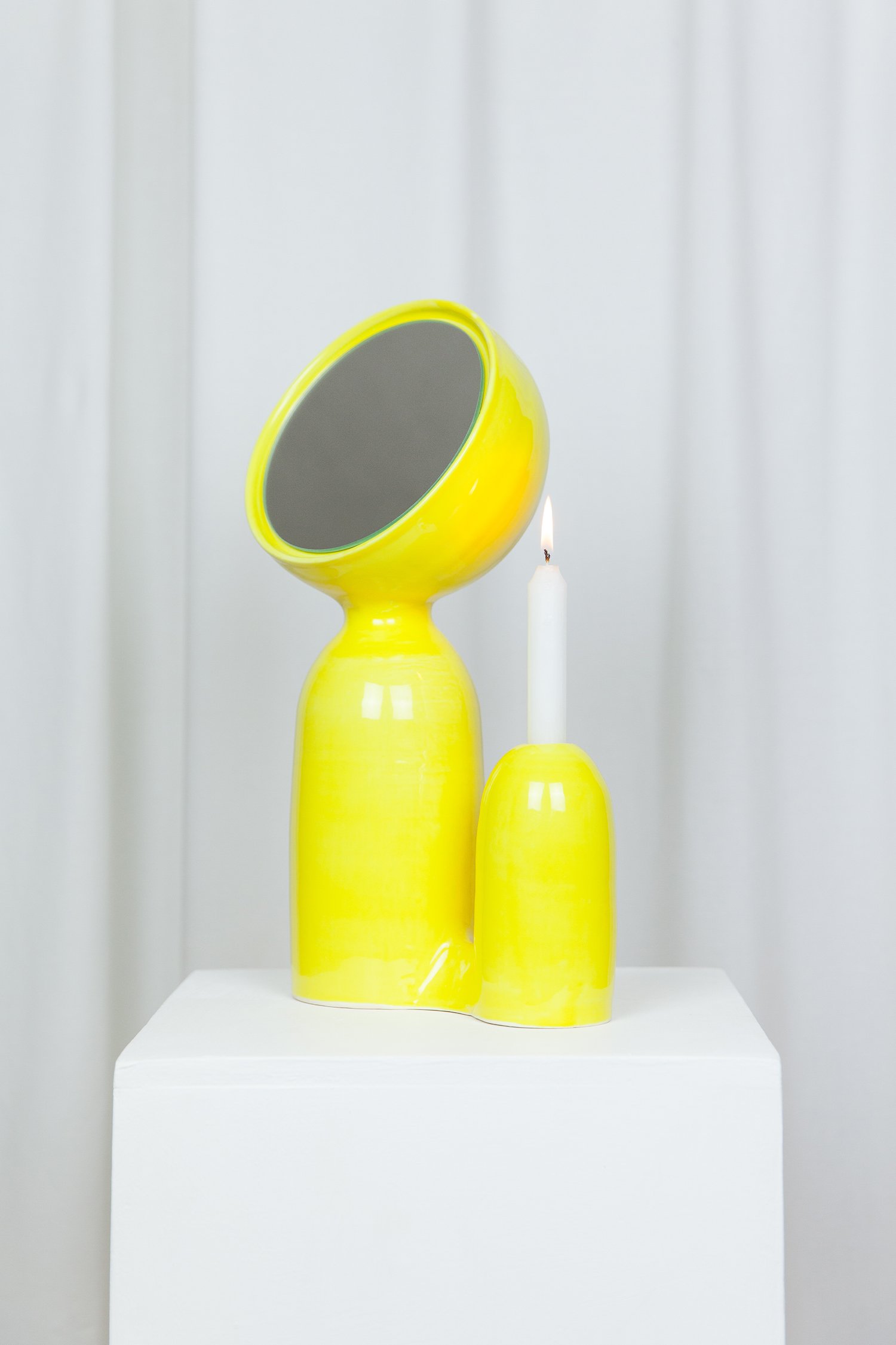COIFFEUSE_MIRROR_CANDLESTICK_YELLOW_WWW.LOLAMAYERAS.COM_IG_@LOLAMAYERAS_-9232-2.jpg