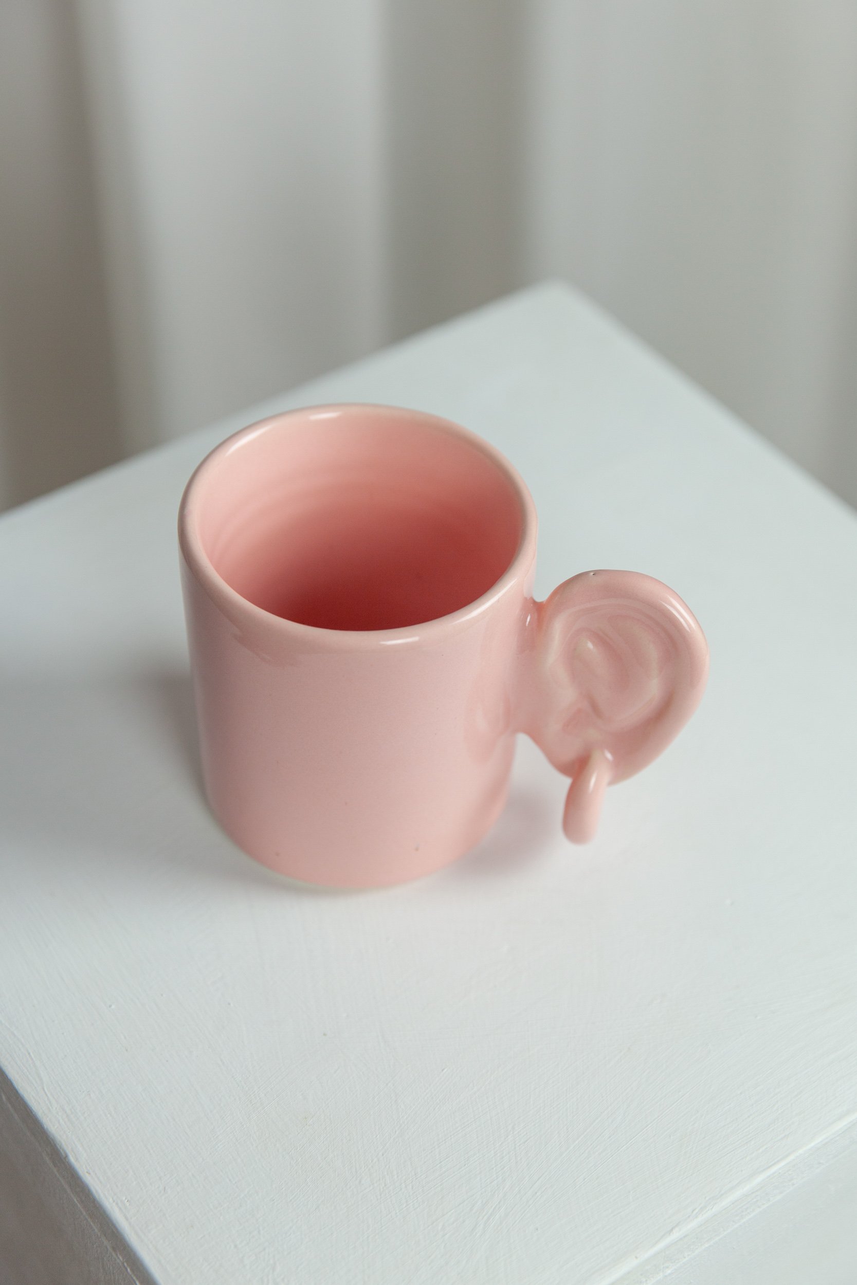 EARSMUG_PINK_WWW.LOLAMAYERAS.COM_IG_@LOLAMAYERAS_-IMG_2208_web.jpg
