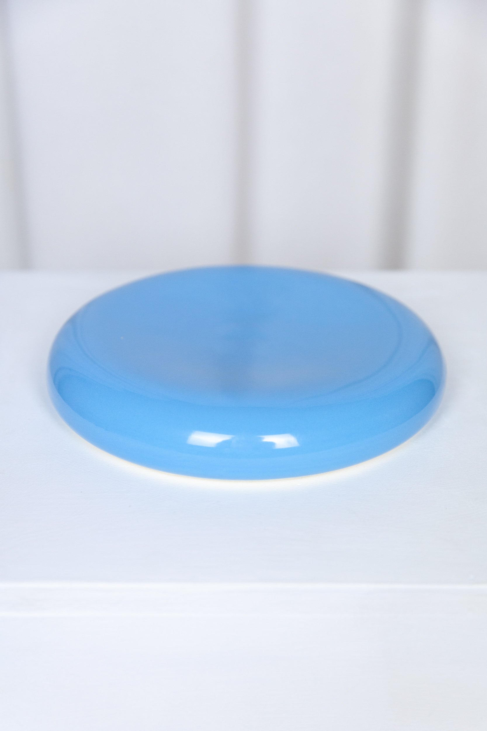 TINY_PUFFY_PLATE_BLUE_WWW.LOLAMAYERAS.COM_IG_@LOLAMAYERAS_-IMG_2091_web.jpg