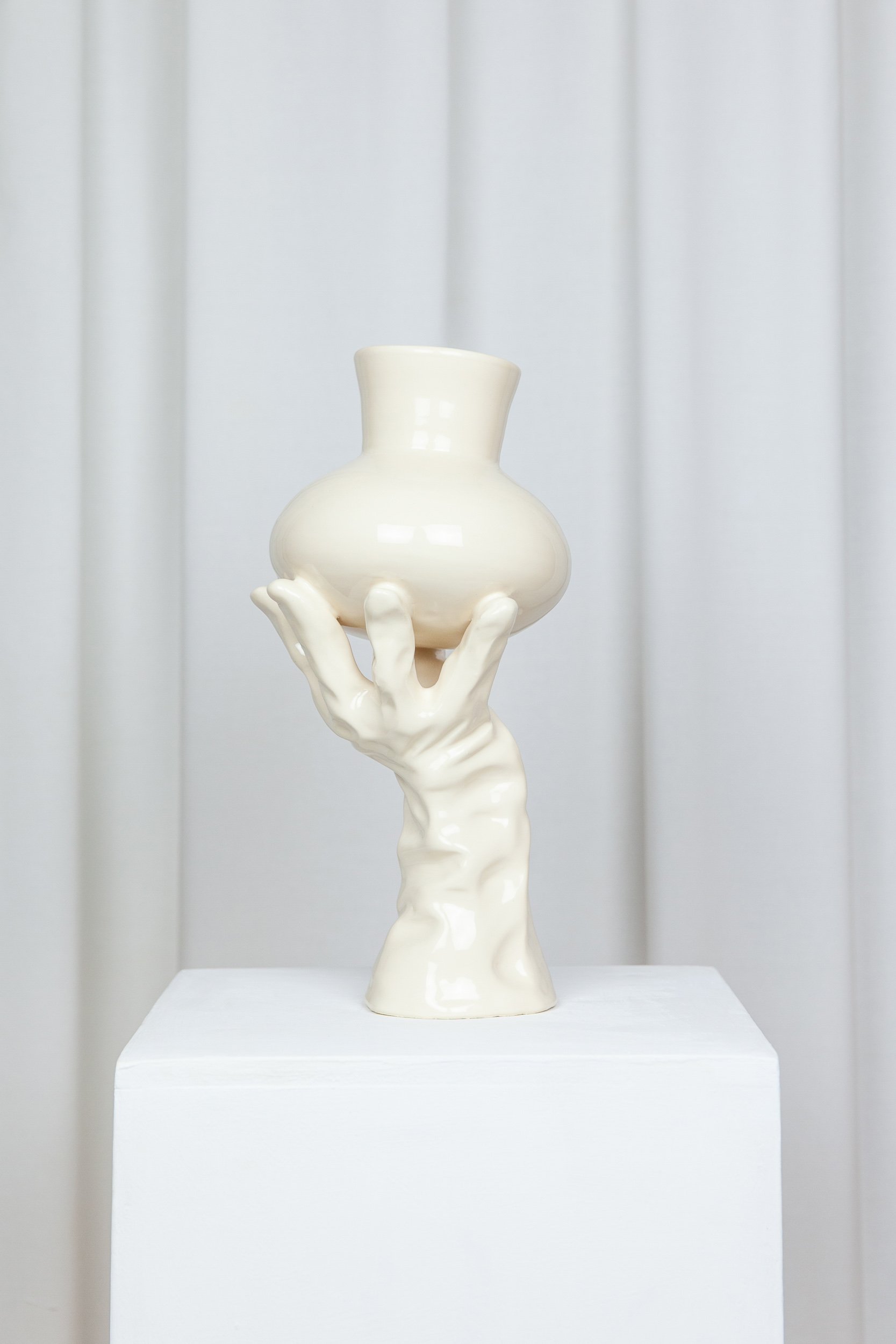 GLOVY_VASE_BEIGE_WWW.LOLAMAYERAS.COM_IG_@LOLAMAYERAS_-204_web.jpg