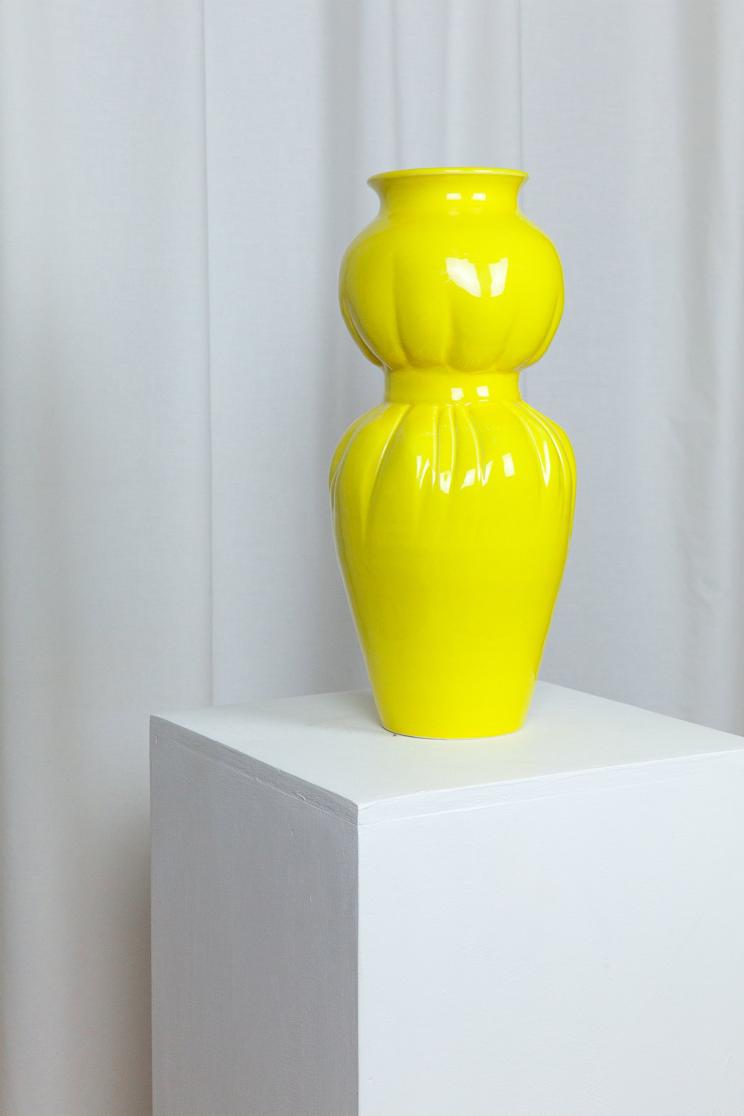 BELT_VASE_YELLOW_WWW.LOLAMAYERAS.COM_IG_@LOLAMAYERAS_-9483-2.jpg