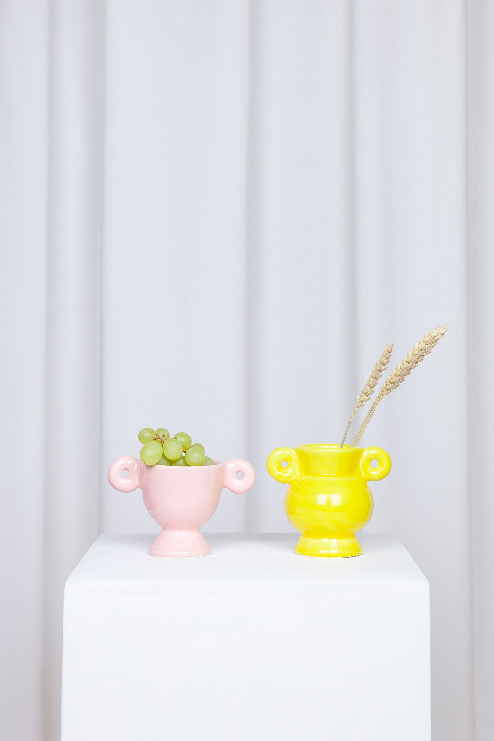 DUO_TINY_VASE_PINK_YELLOW_WWW.LOLAMAYERAS.COM_IG_@LOLAMAYERAS_-222_web.jpg