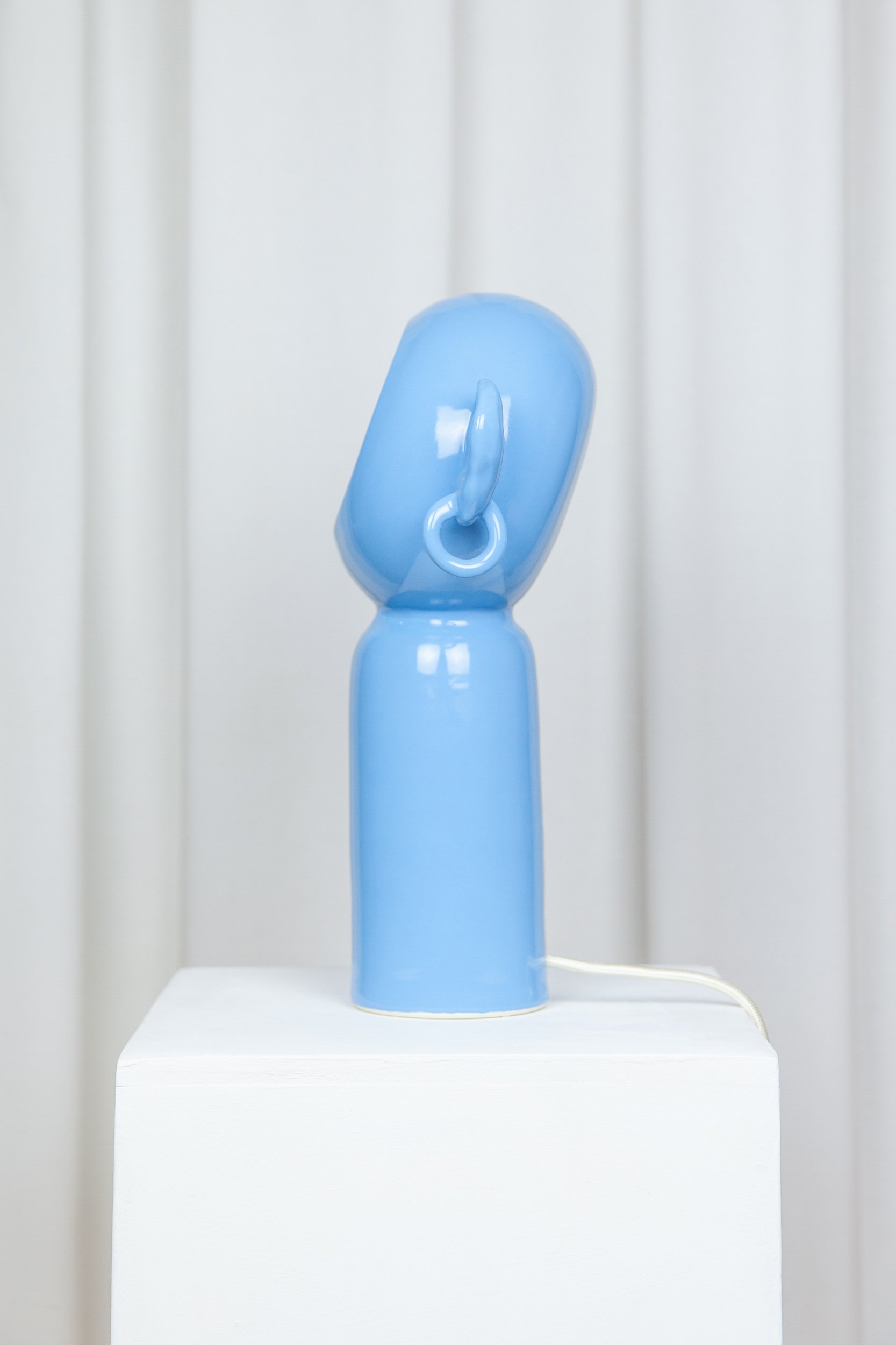 EARS_VASE_BLUE_WWW.LOLAMAYERAS.COM_IG_@LOLAMAYERAS_-148_web.jpg