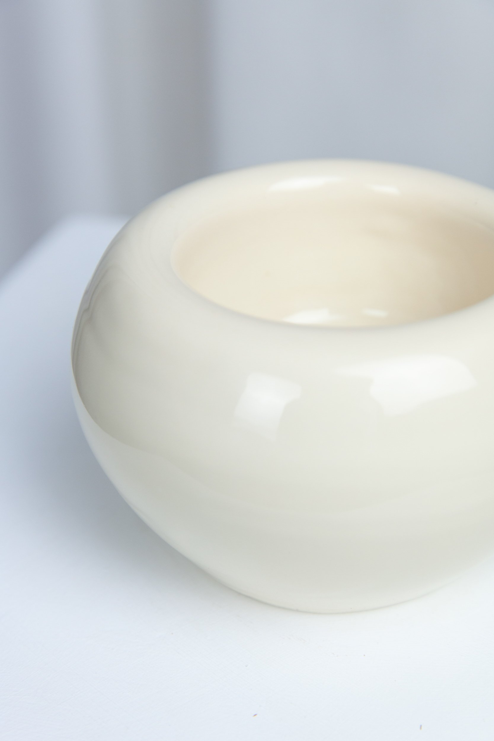 PUFFY_BOWL_BEIGE_WWW.LOLAMAYERAS.COM_IG_@LOLAMAYERAS_-IMG_2142_web.jpg