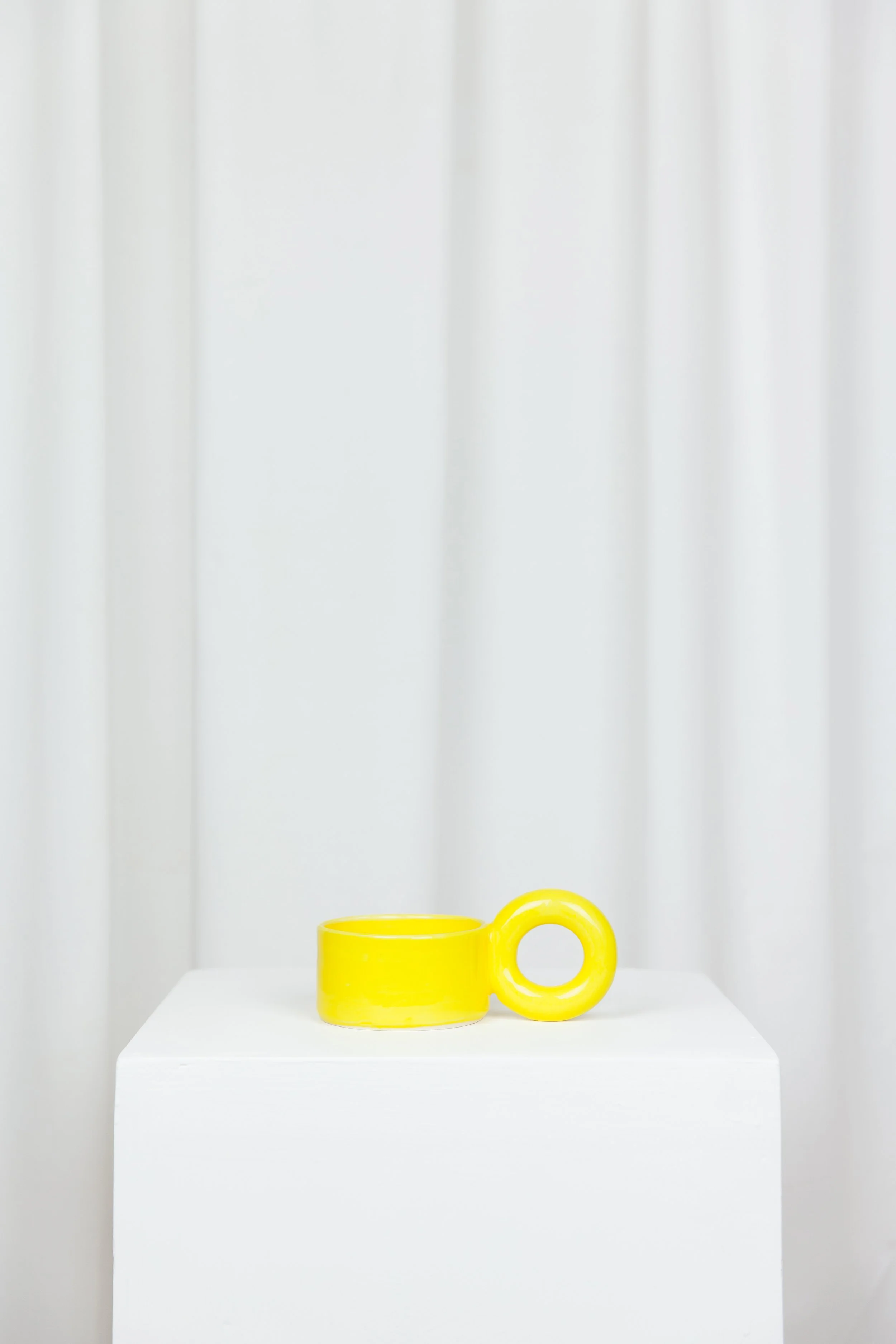 BIGLOOP_CUP_YELLOW_WWW.LOLAMAYERAS.COM_IG_@LOLAMAYERAS_-0019-2_NEW_260404.jpg