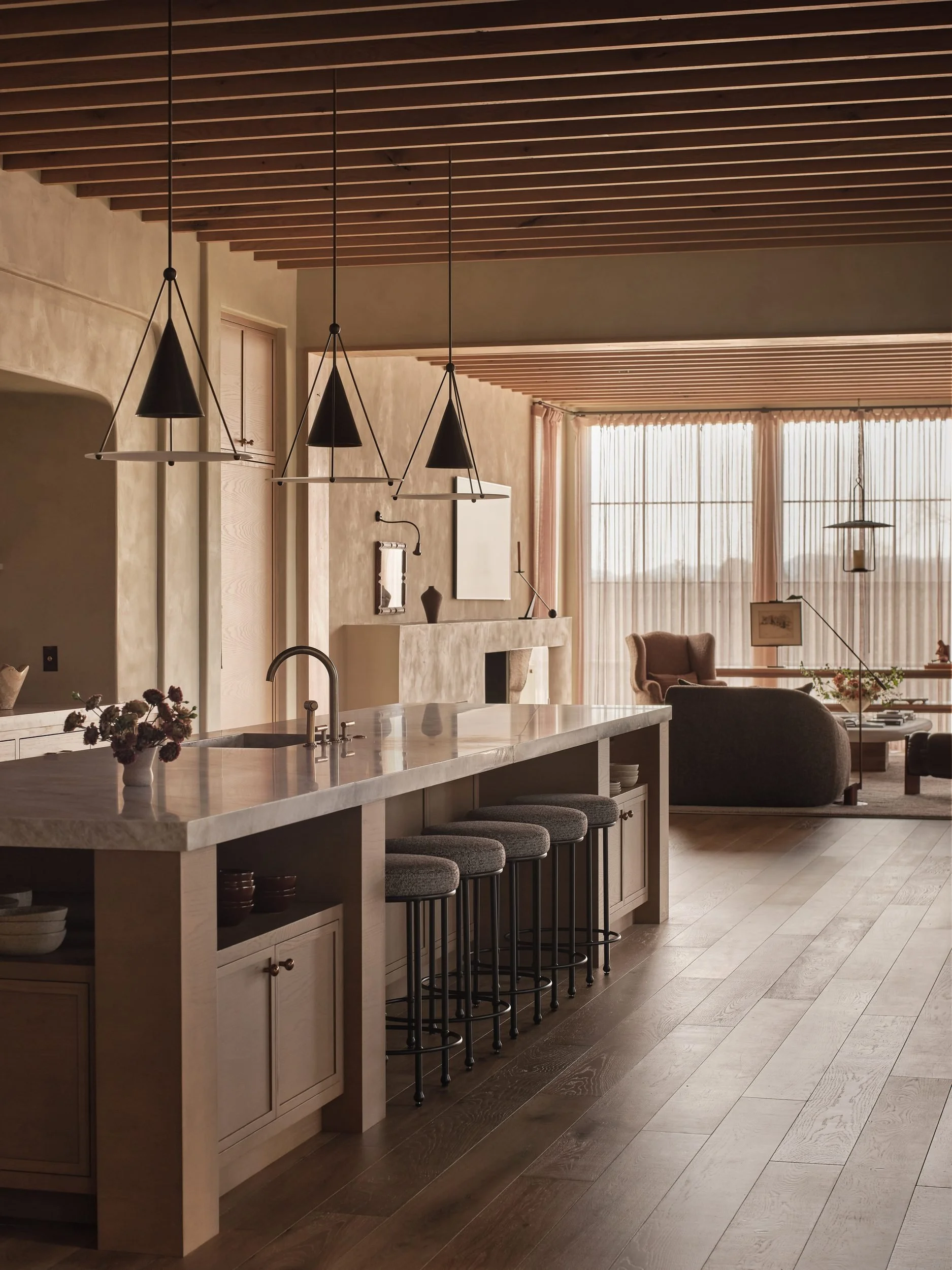 april-tomlin-interiors-compelling-restraint-kitchen-island.jpg