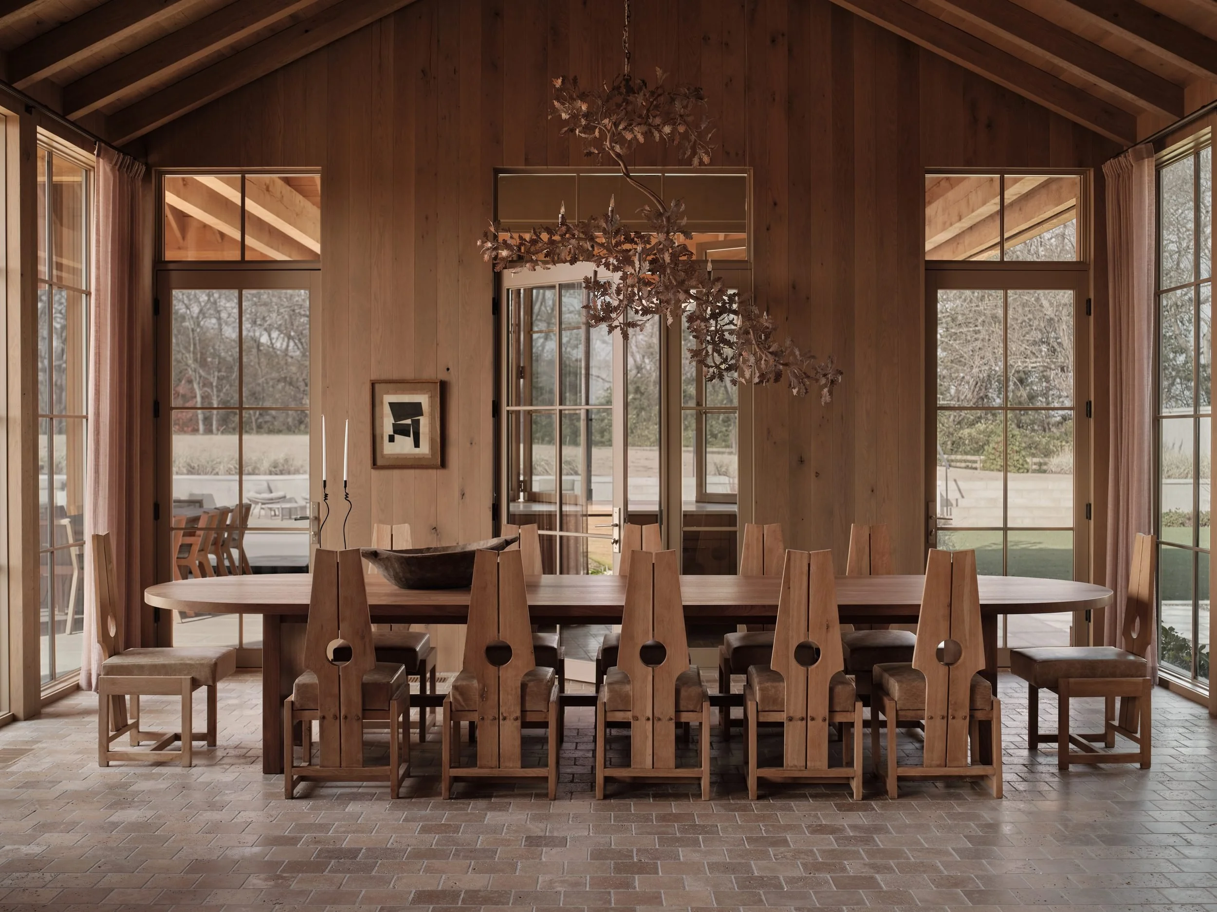 april-tomlin-interiors-compelling-restraint-dining-room.jpg