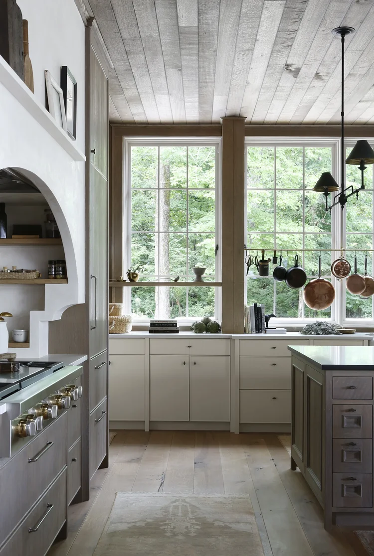 SOUTHERN CHARM — april tomlin interiors