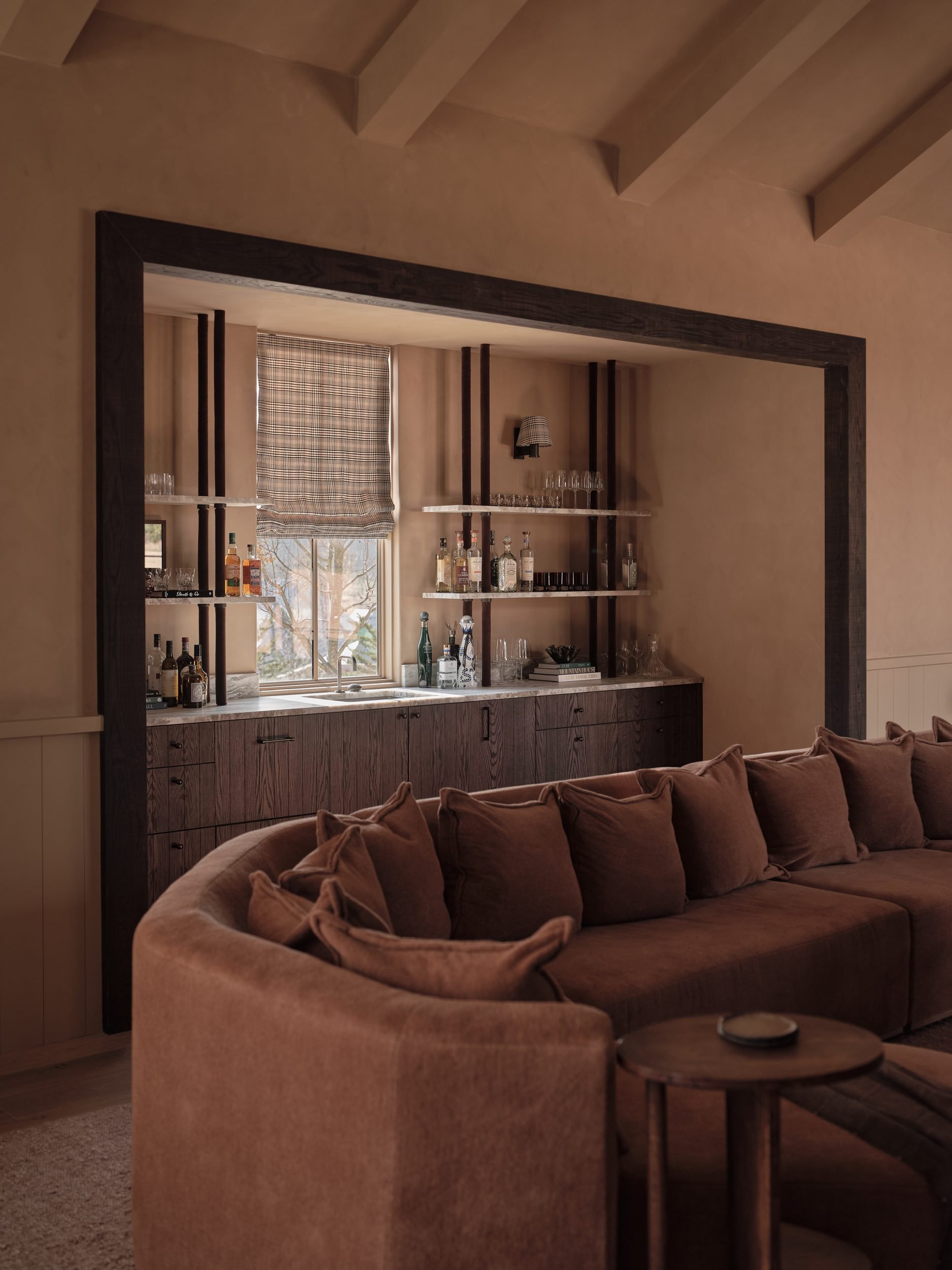 april-tomlin-interiors-compelling-restraint-bar-lounge.jpg