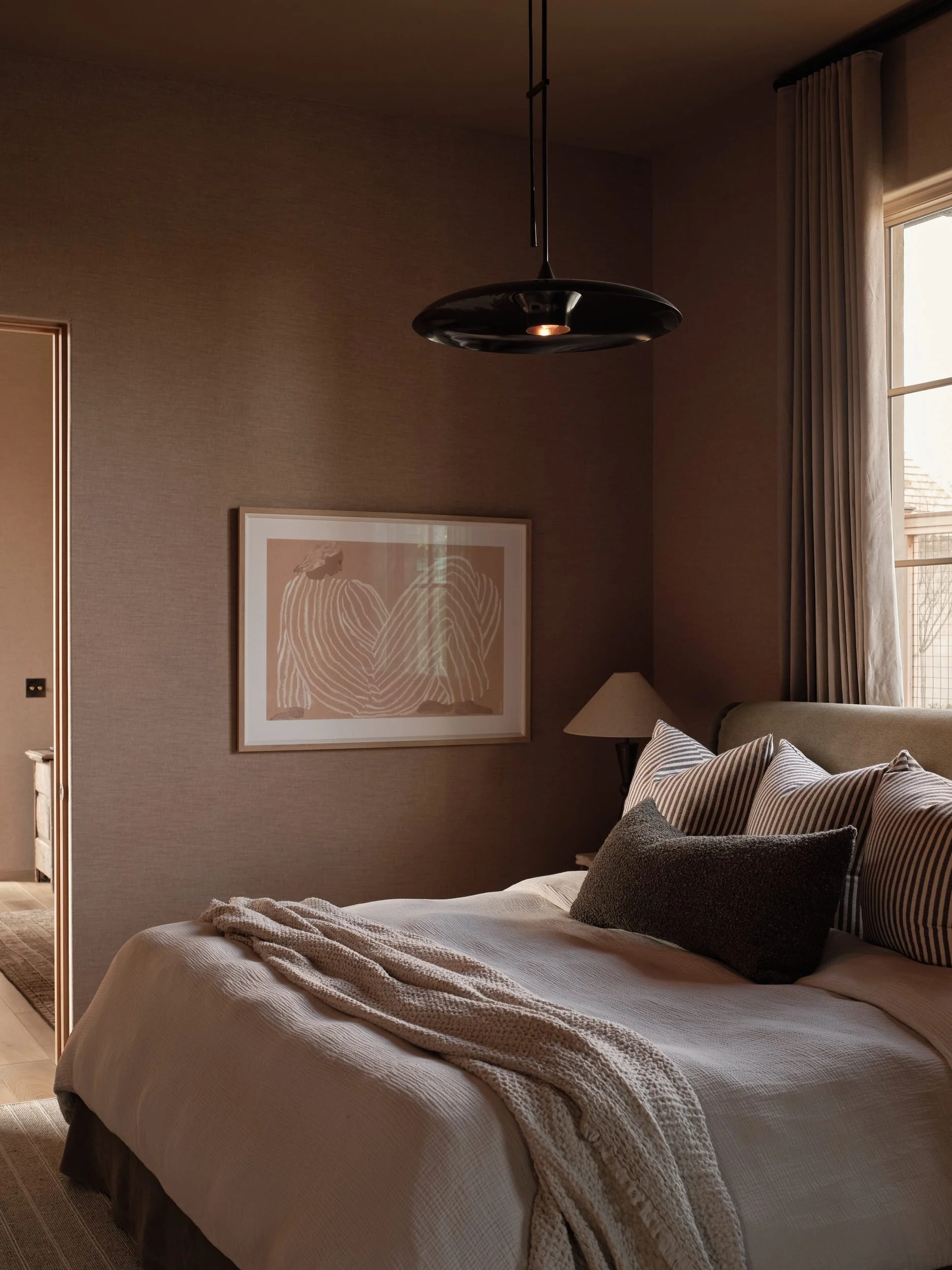 april-tomlin-interiors-compelling-restraint-guest-bedroom.jpg