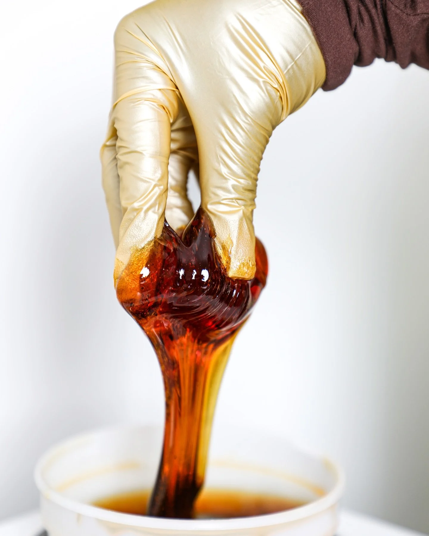 Yummmmmm, you say? We love a great product shot 😍✨
Check out @myyummiskincare for all your skincare needs. 

&bull;
&bull;
&bull;
#fearlesskryssstudio #atlantaphotographers #womaninbusiness #productphotographY