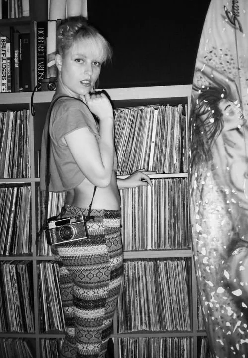 Retro Hi-Fi Girl Friday