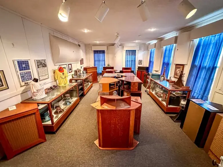 Klipsch Museum Of Audio History Is A Dealer
