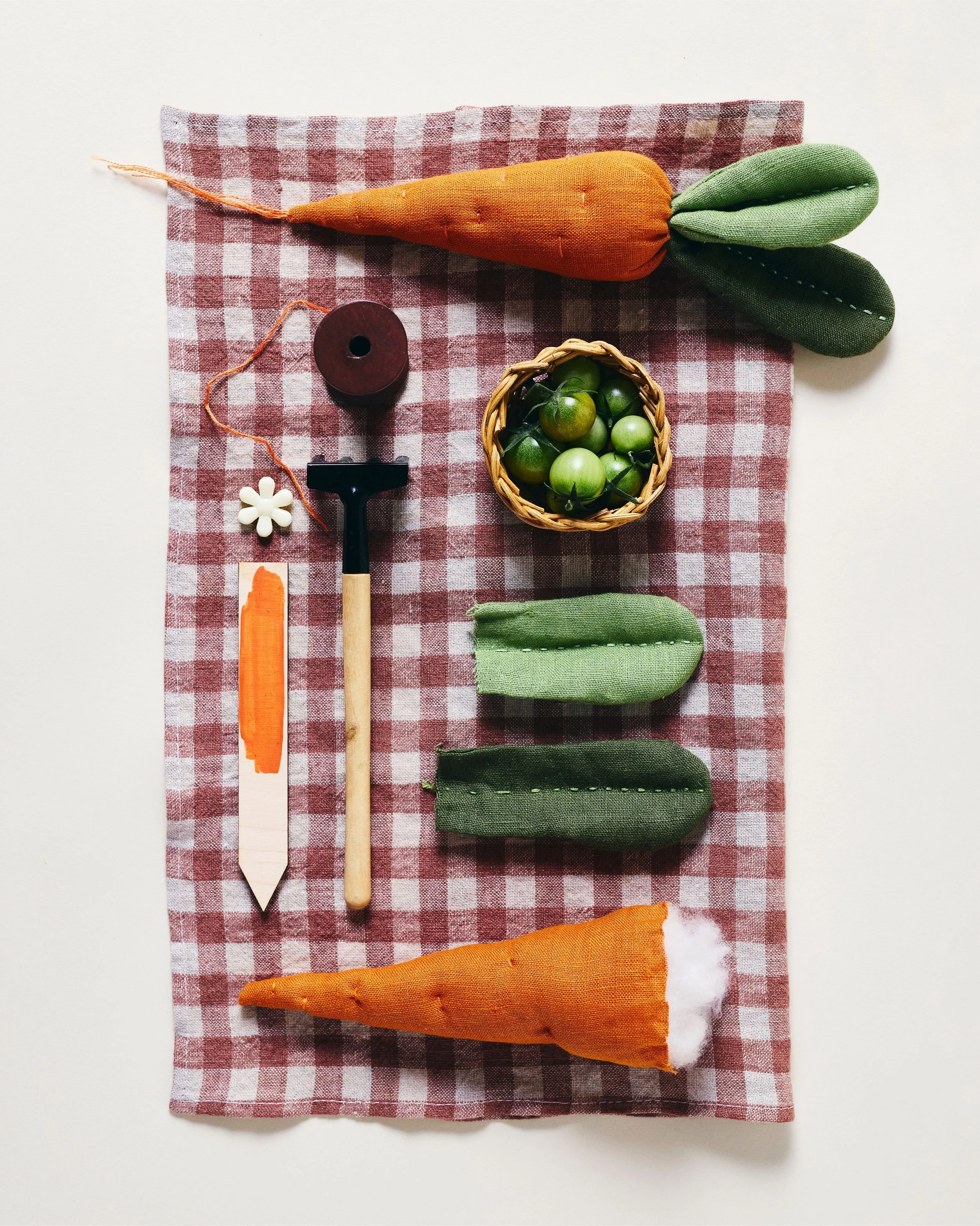 JoMalone_Brit-Veggies_Bag-Charms_06.jpg