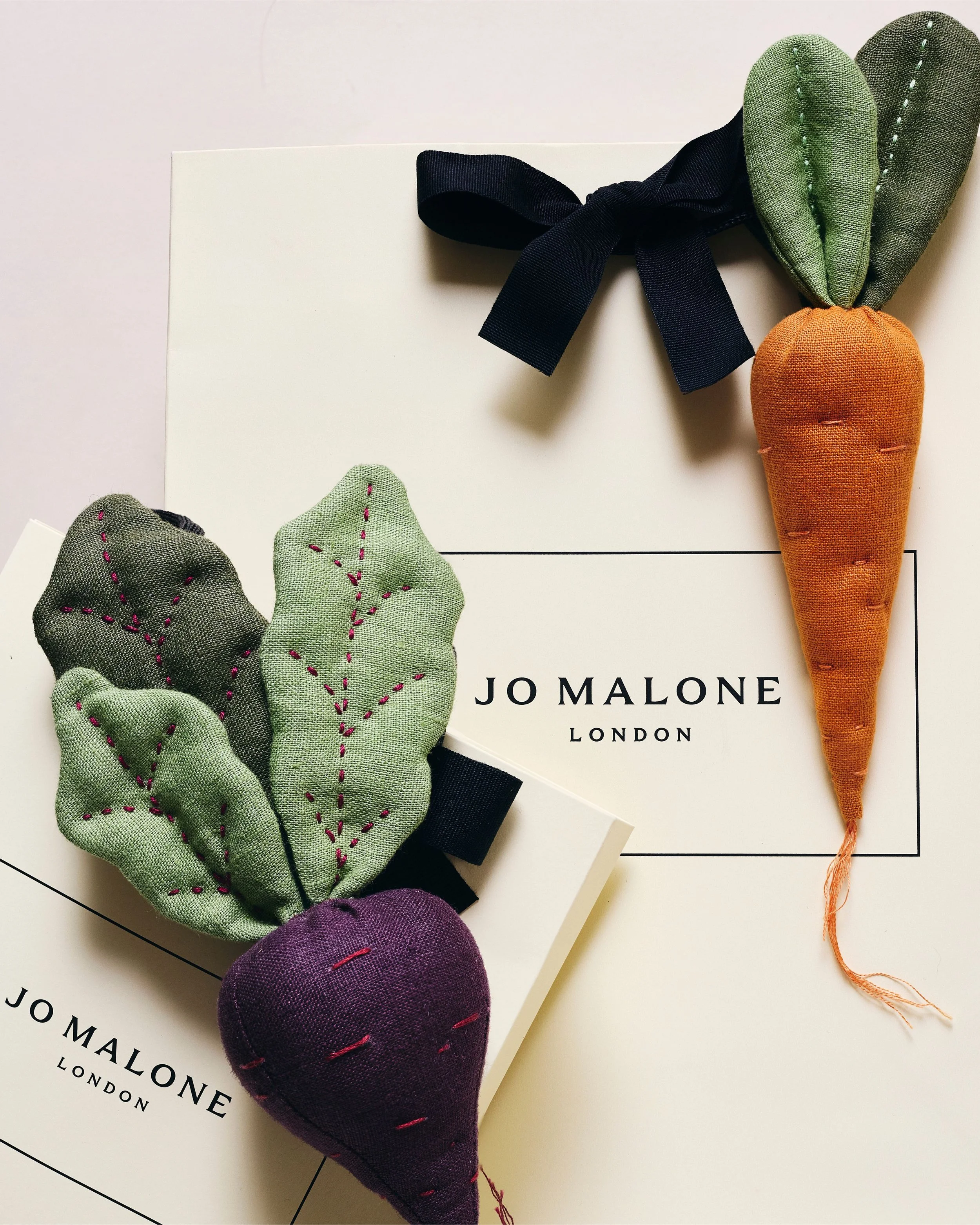 JoMalone_Brit-Veggies_Bag-Charms_01.jpg