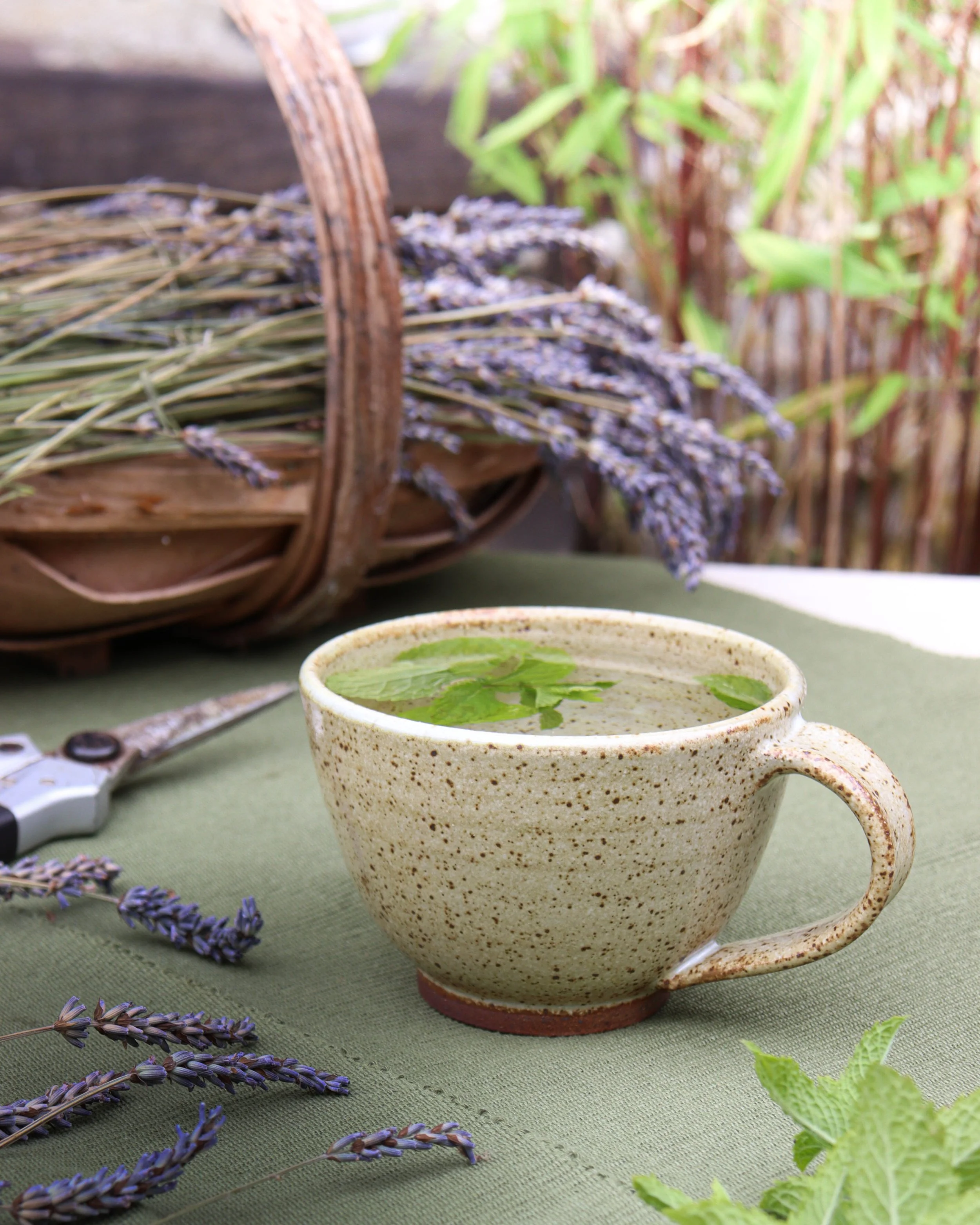 Nix Hawkins Ceramics -0957.jpg