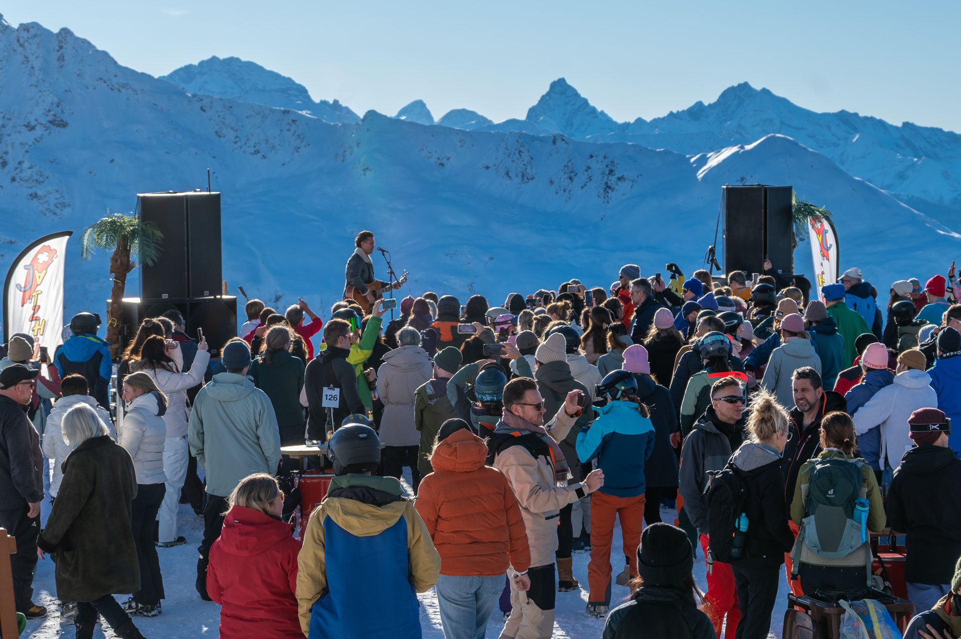 20251214_114 Songbirdfestival  Bastian Baker Jatz.jpg