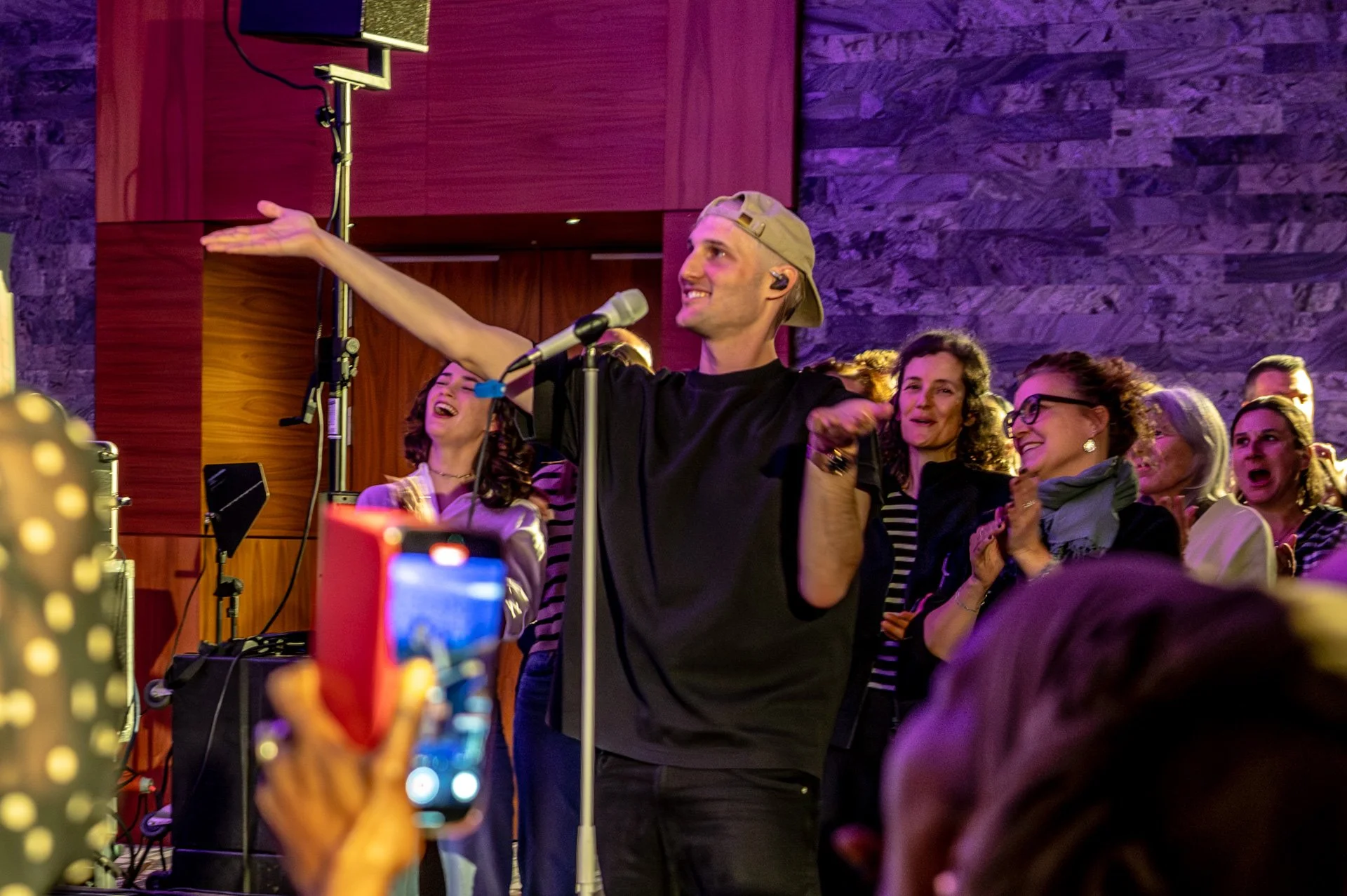 20251206_138 Songbird DomSweden.jpg