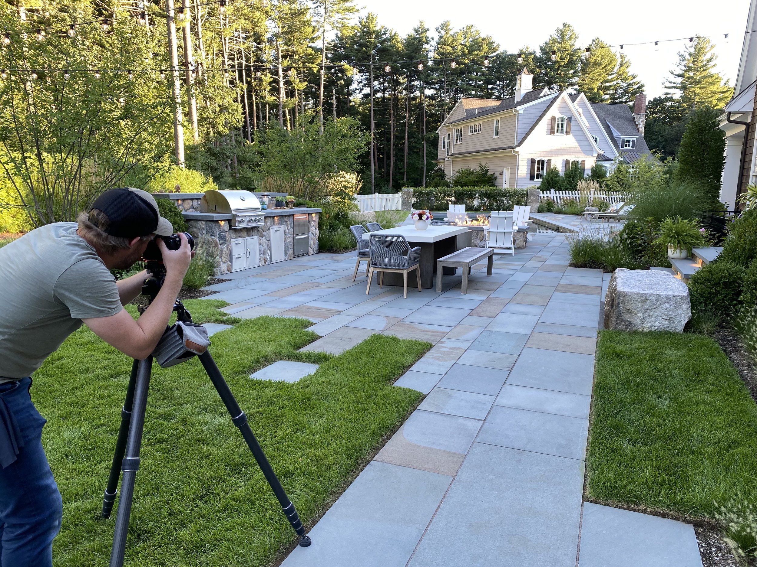What to Expect on Photoshoot Day: A Guide for Landscape Contractors