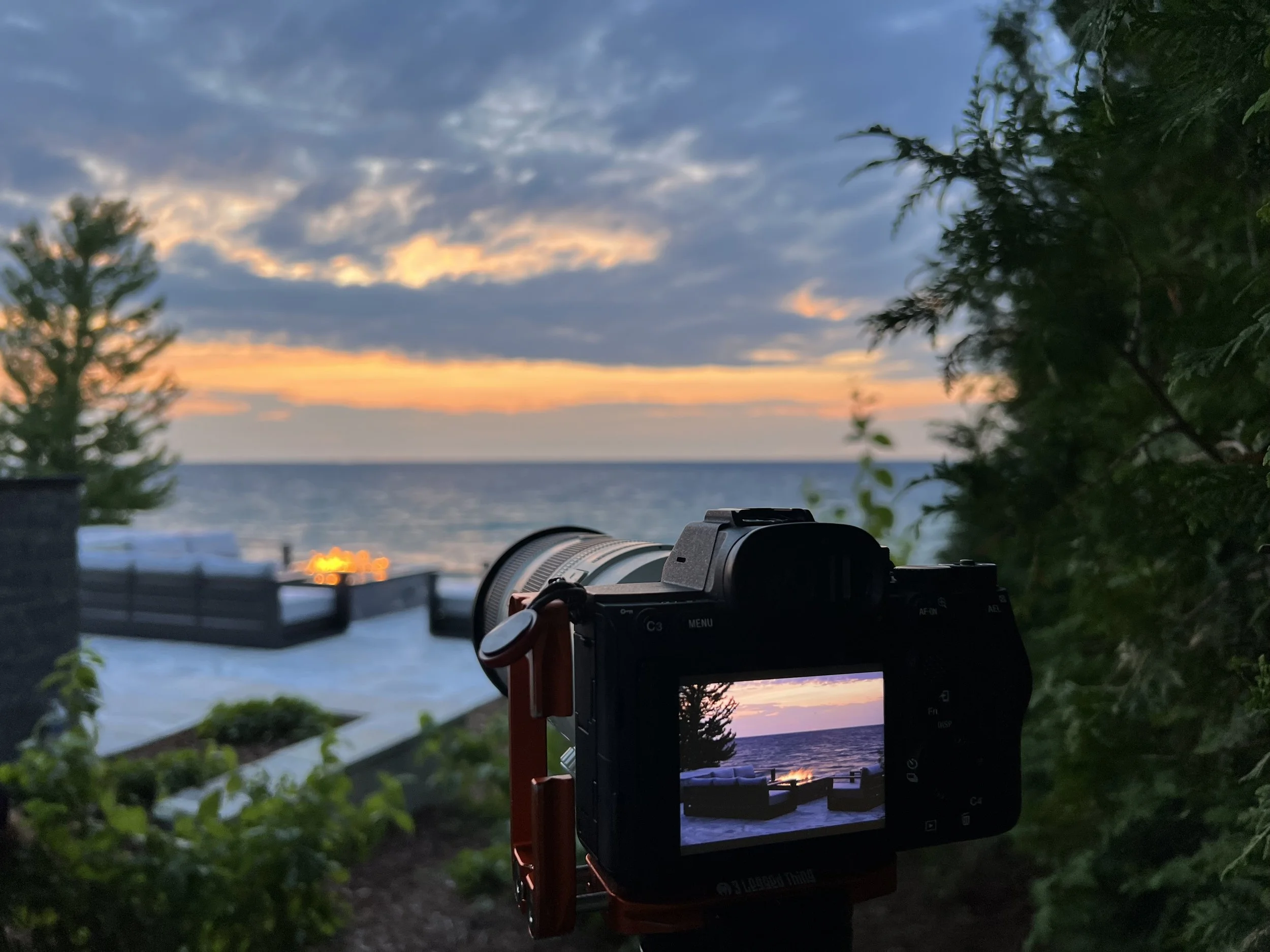 When Should a Landscape Company Hire a Professional Photographer?