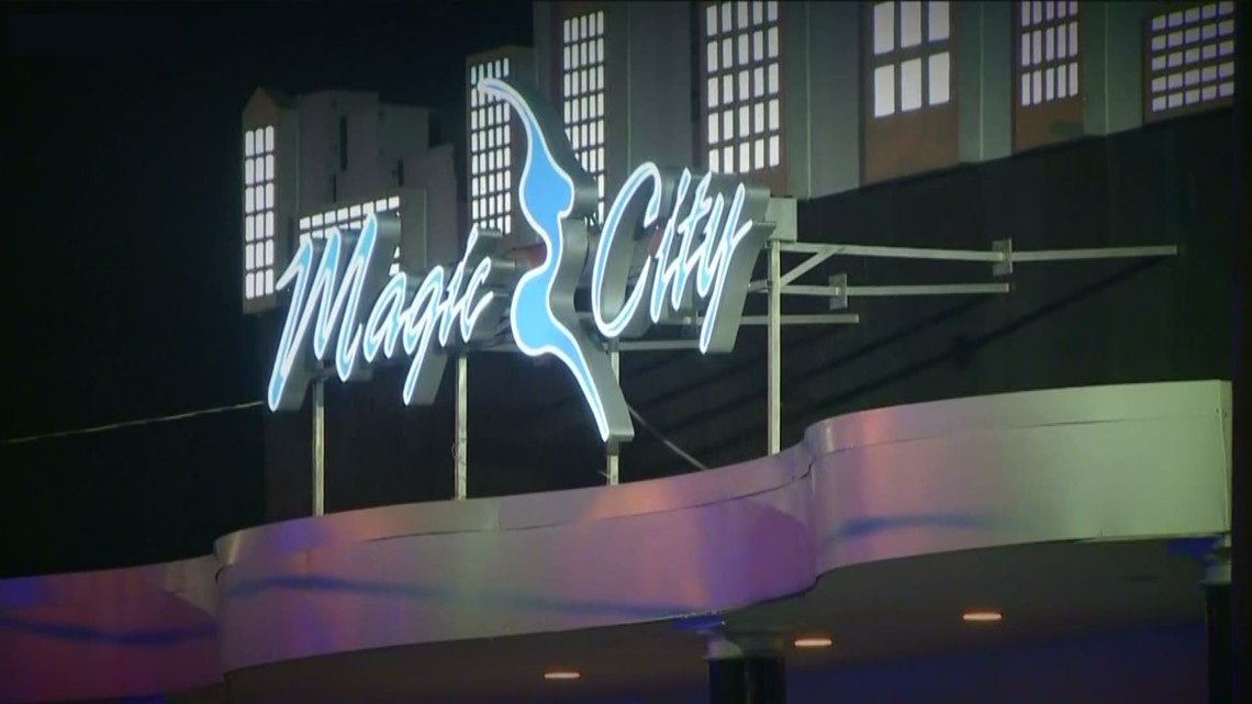 #2. Magic City