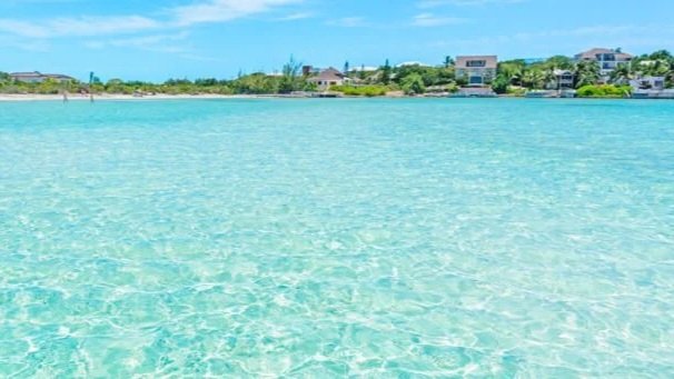 5. Taylor Bay Beach