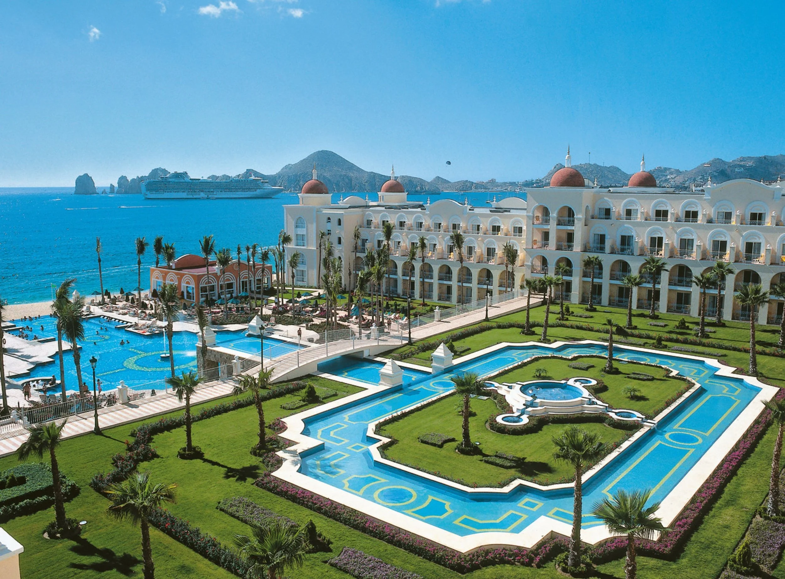 #4. RIU Hotels & Resorts