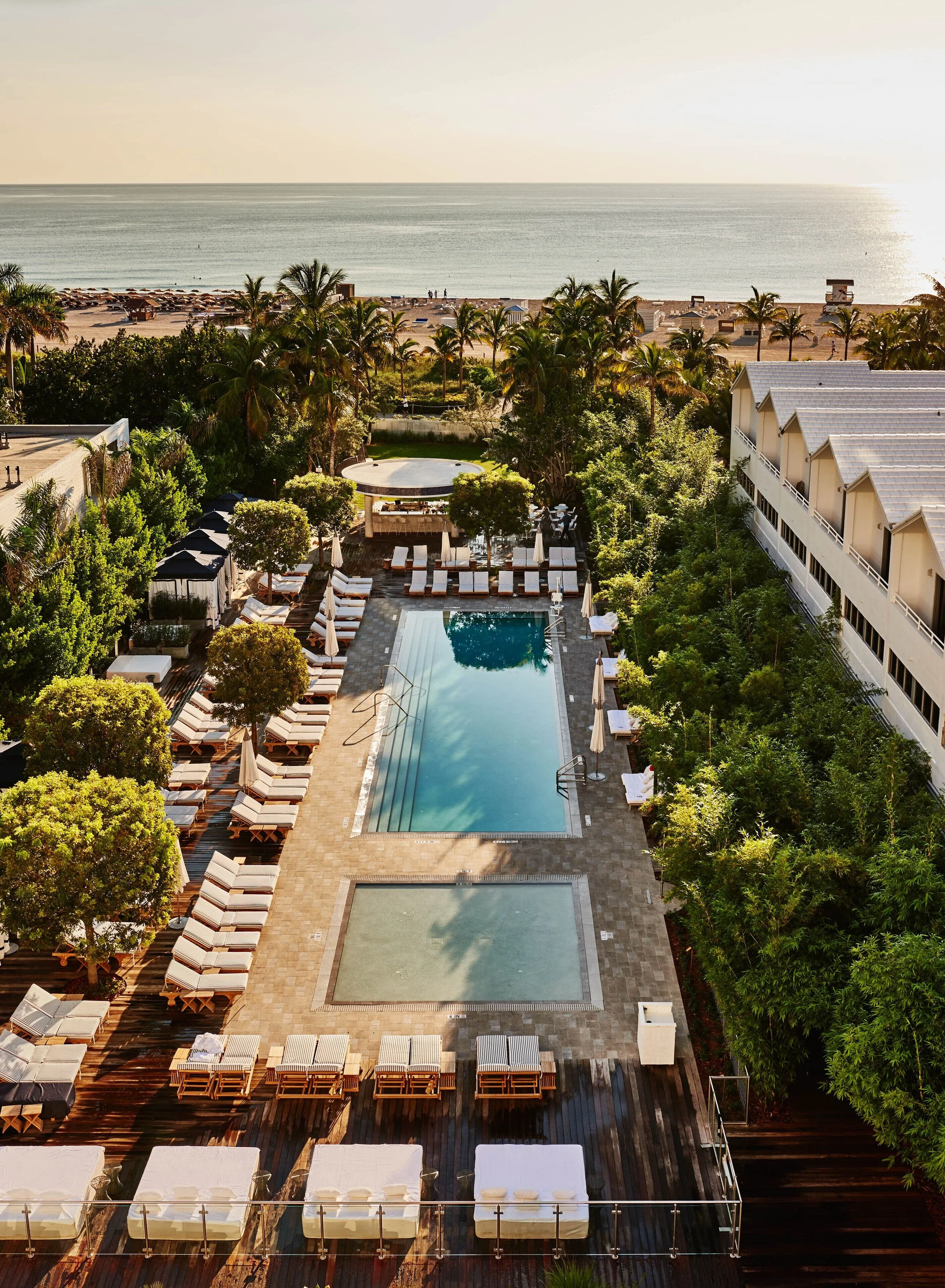 #17. Nautilus Sonesta Miami Beach