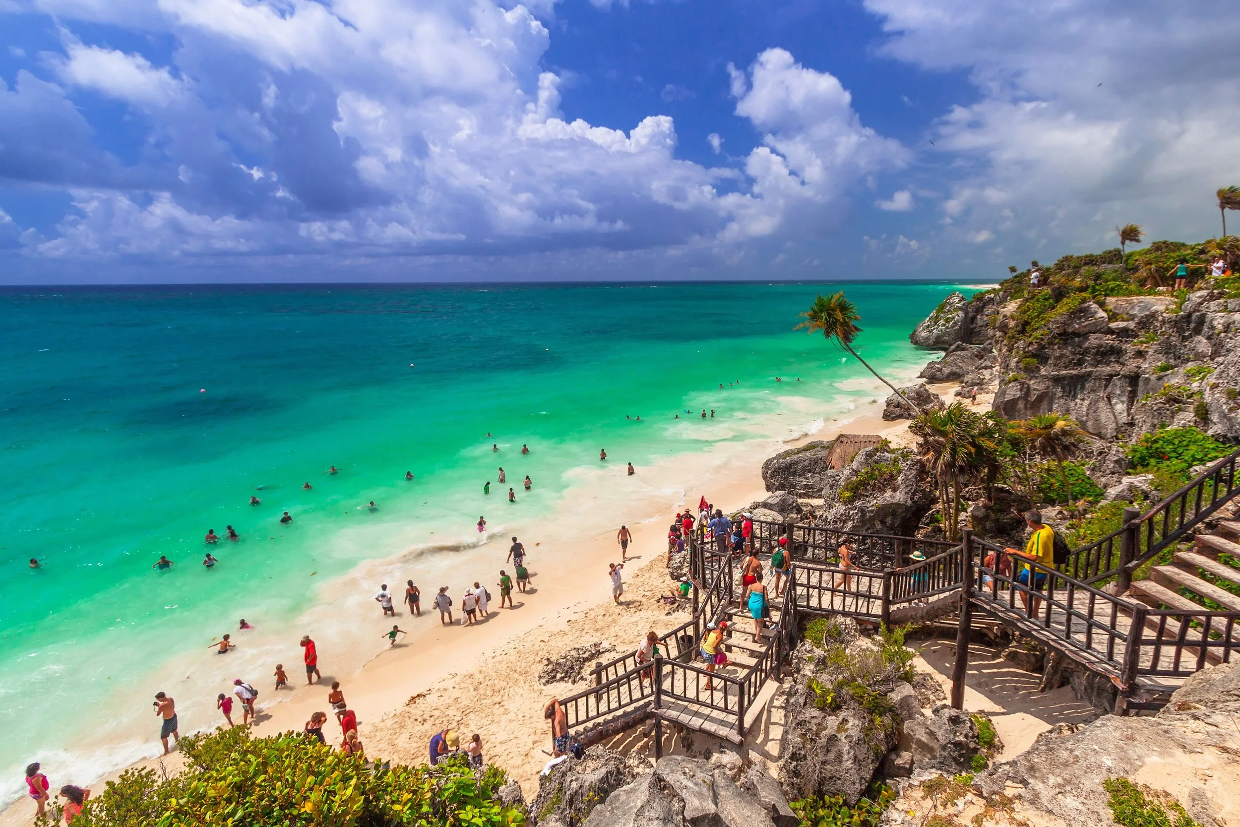 6. Playa Ruinas