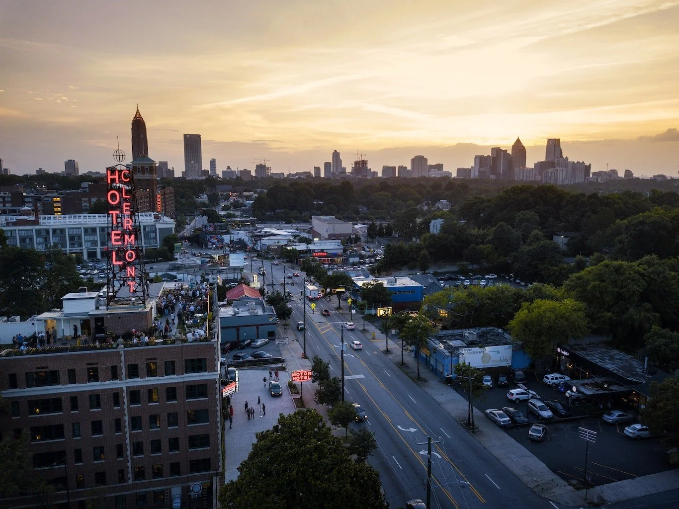 Hotel Clermont Rooftop
