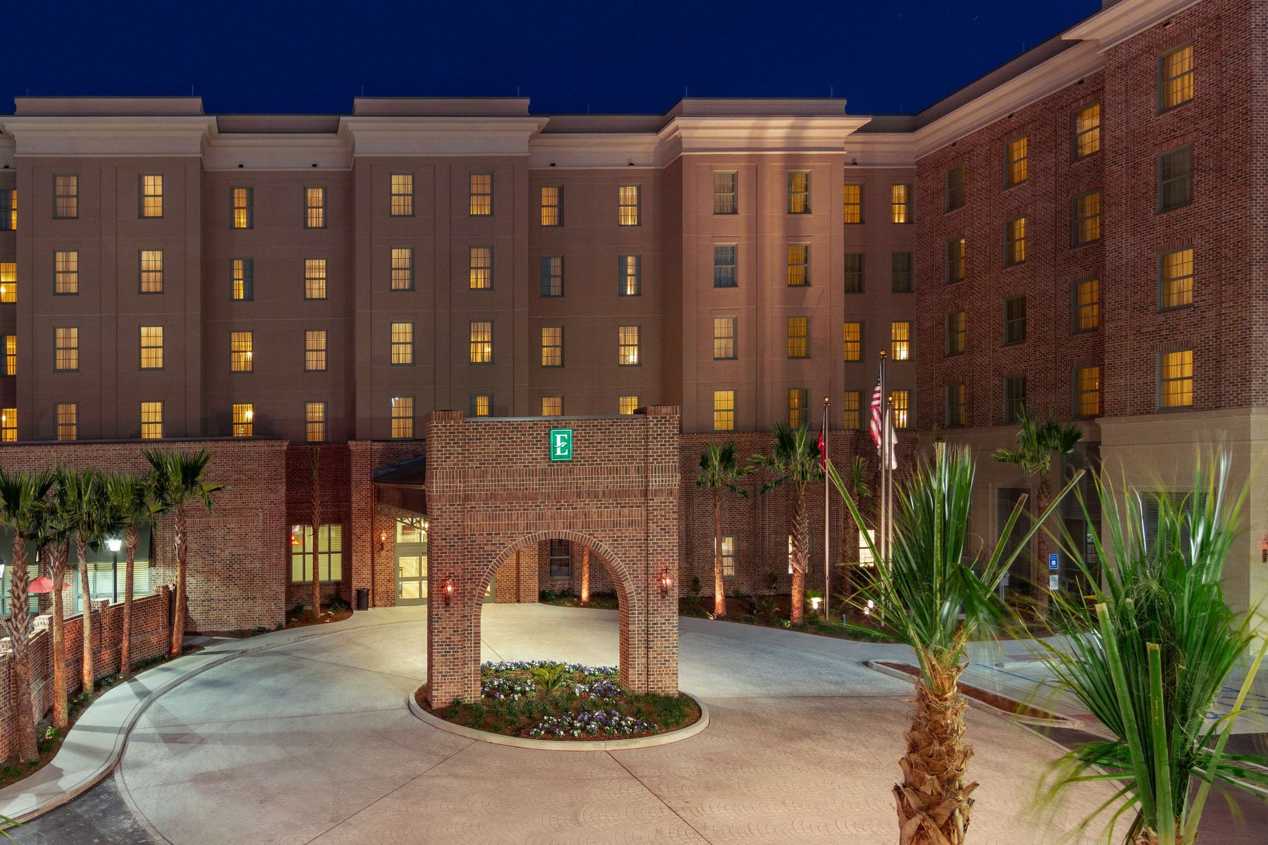 #17. Embassy Suites by Hilton Savannah Historic District  