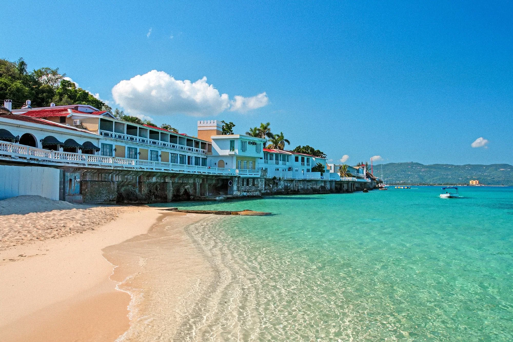 1. Doctor’s Cave Beach