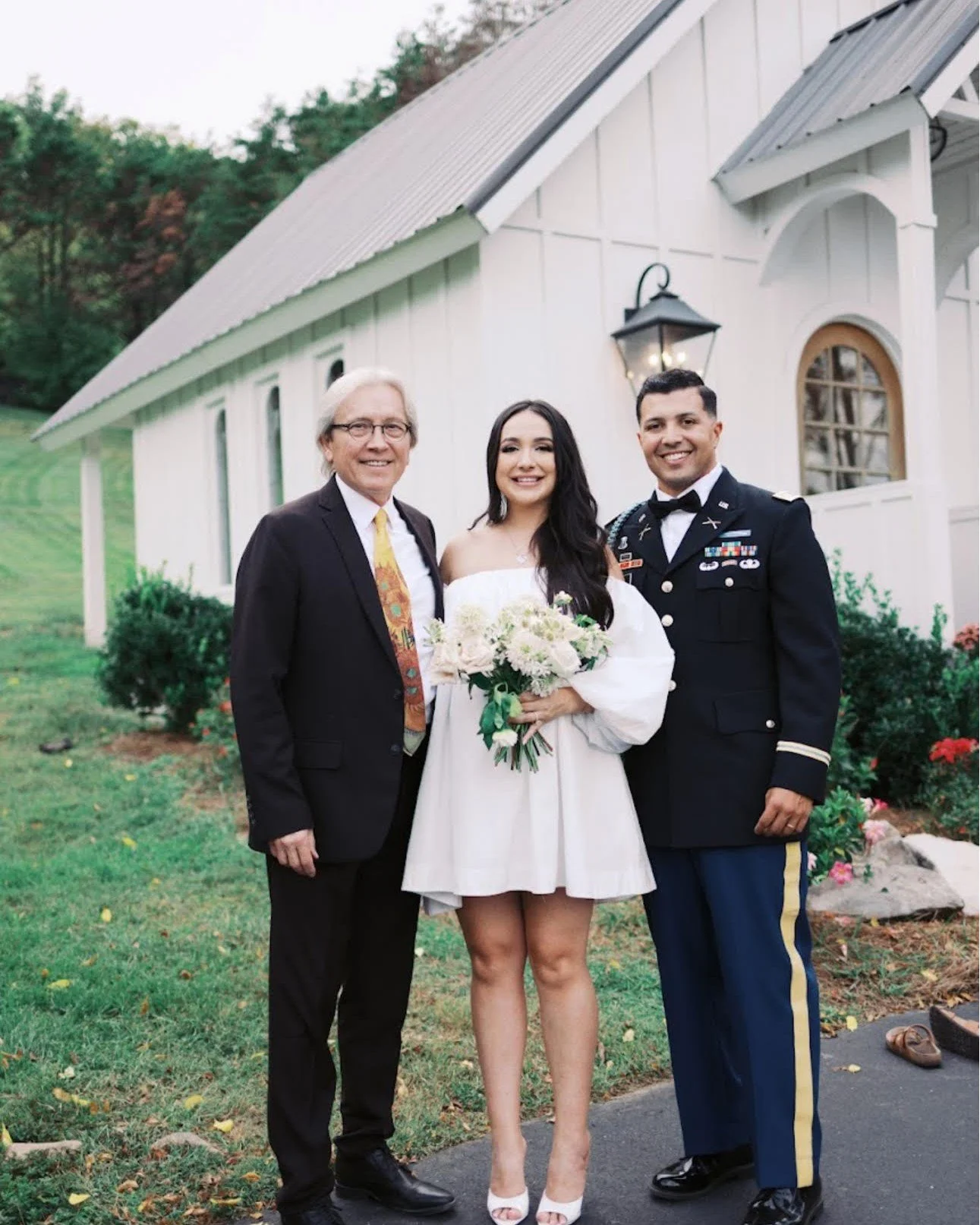 Honoring our heroes, one &ldquo;I do&rdquo; at a time! 🇺🇸💍

The Local Ark is proud to support veterans and the entire military community with an exclusive venue discount for intimate ceremonies in beautiful Franklin, TN. If you or someone you love