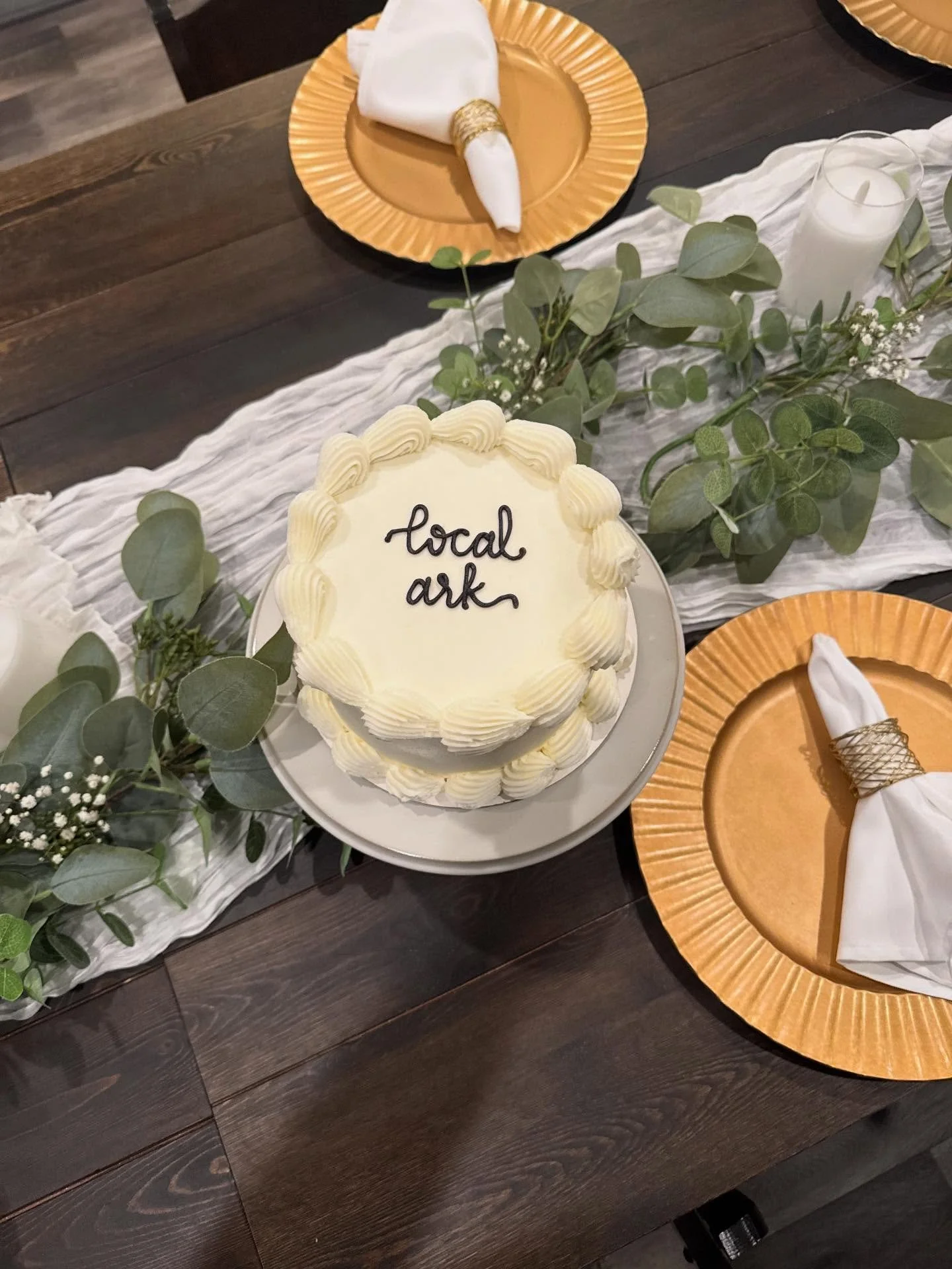 Vendor Meet and Greet 2025 was a hit! Thank you to all the vendors who braved the Tennessee Weather and came by! We are delighted to recommend you all to our clients, each person that came through our doors was a truly wonderful!! Cheers to 2025 and 