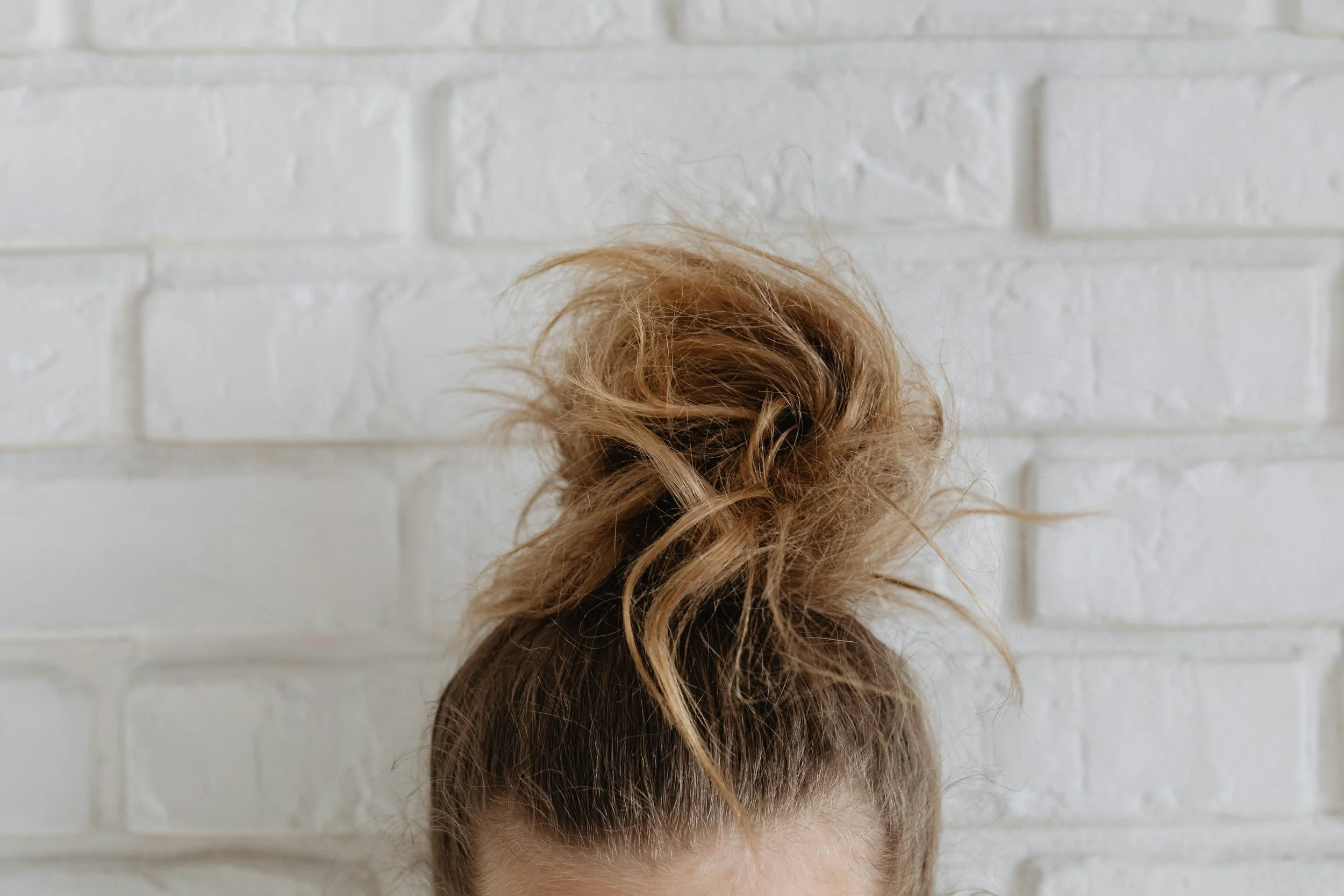 What Causes Frizz in Humid Indiana Weather?