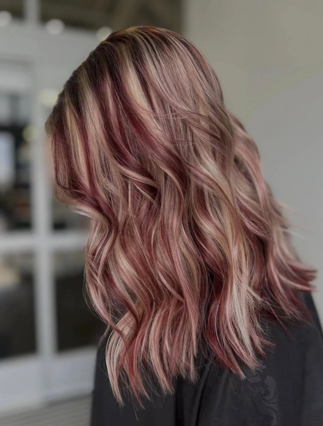 @babes.by.isley Future hairstylist in the making. #SSAKOKOMO #SummitSalonAcademy #KokomoBeauty #KokomoIndiana #SalonEducation  #KokomoBarbers #Cosmetology #KokomoCosmetology  #KokomoNails  #MassageTherapy #KokomoMassage #Esthetics #KokomoEsthetics