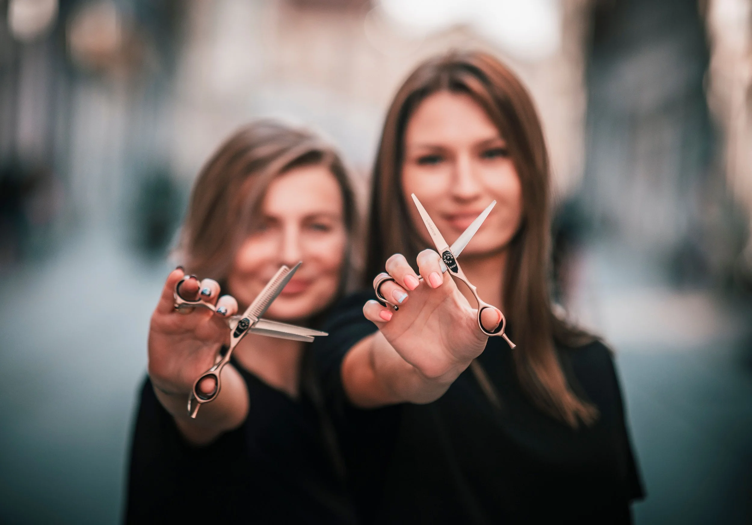 Thinking About Beauty School? Why Fall Is a Great Time to Plan Your Career