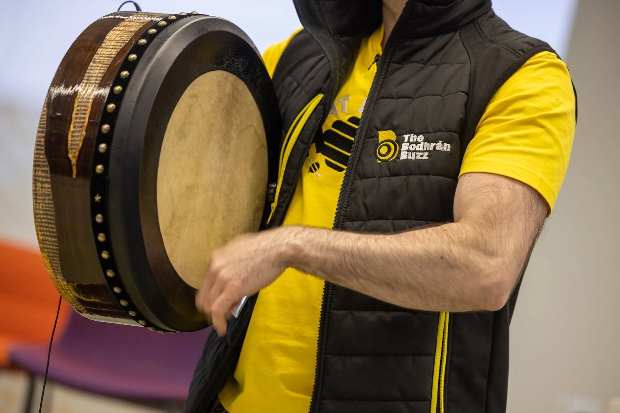 Playing the bodhran