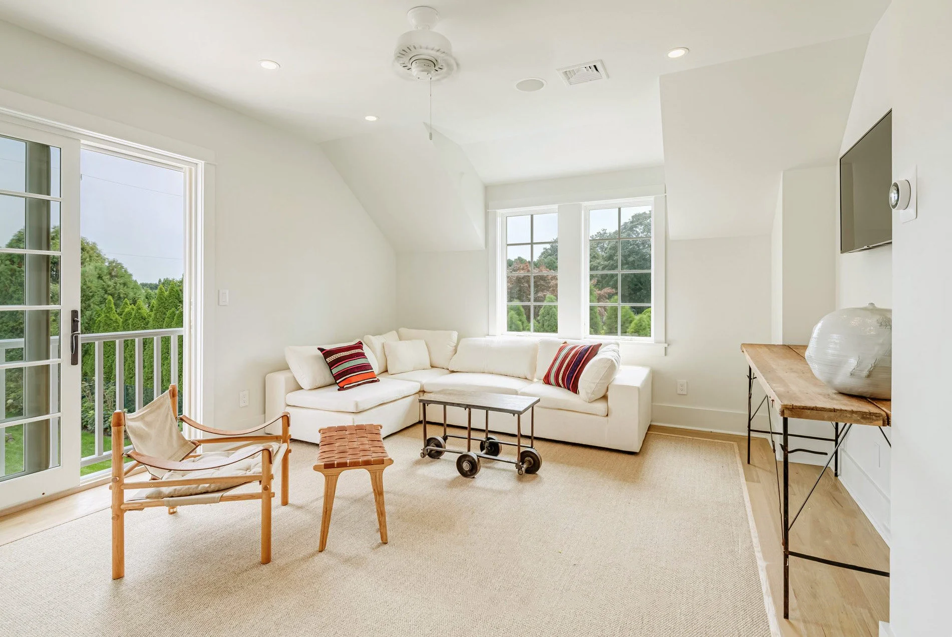 East Bedroom.jpg