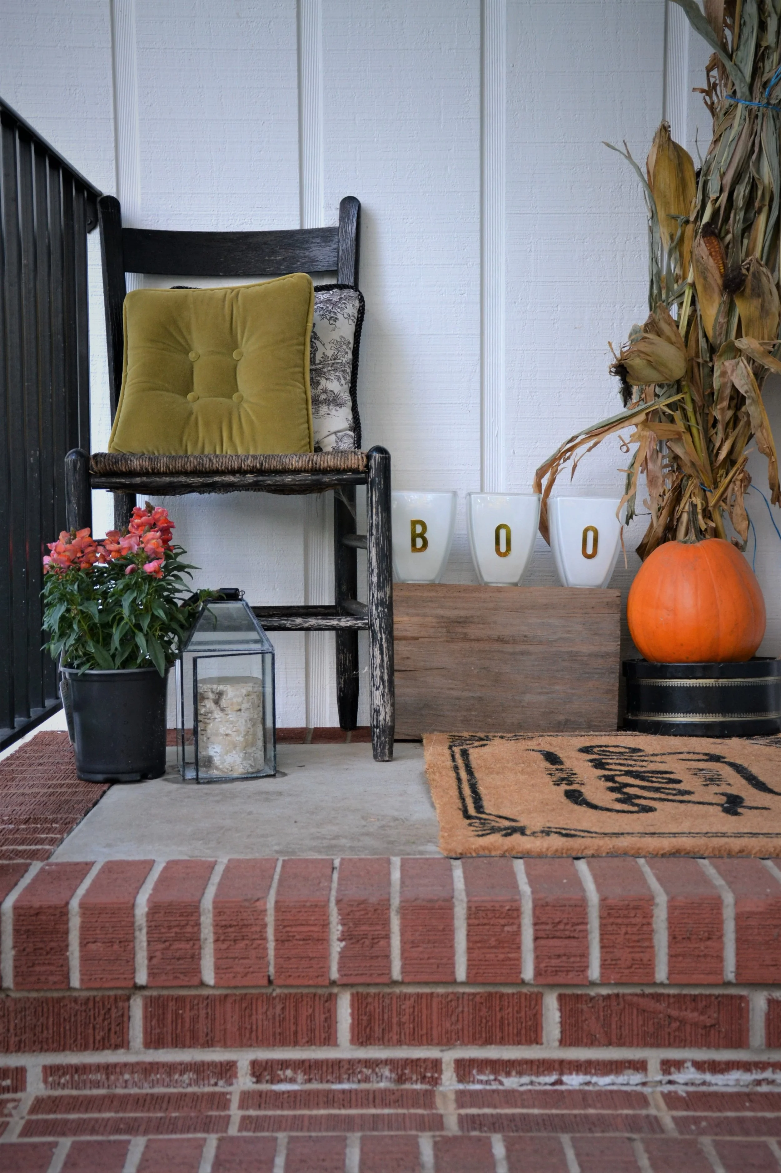 Budget halloween porch decor ideas with dollar store finds