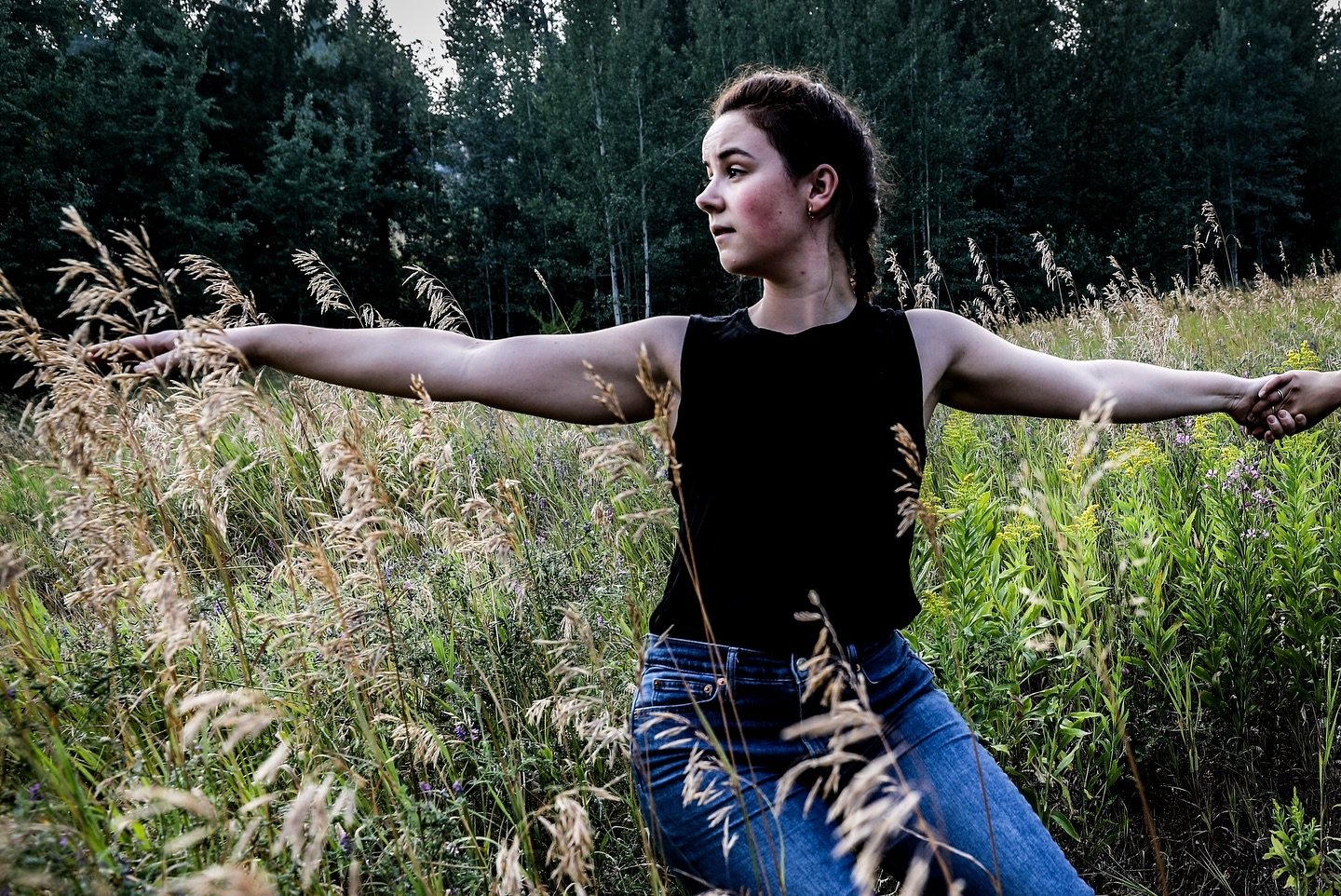 Emerging dancers and performers: check out this amazing Kootenay opportunity! 

@loftygoalproject has been hard at work for the past year putting together an EMERGING ARTIST RESIDENCY. 👏 ! We love the arts! We also love that one of the founders of t