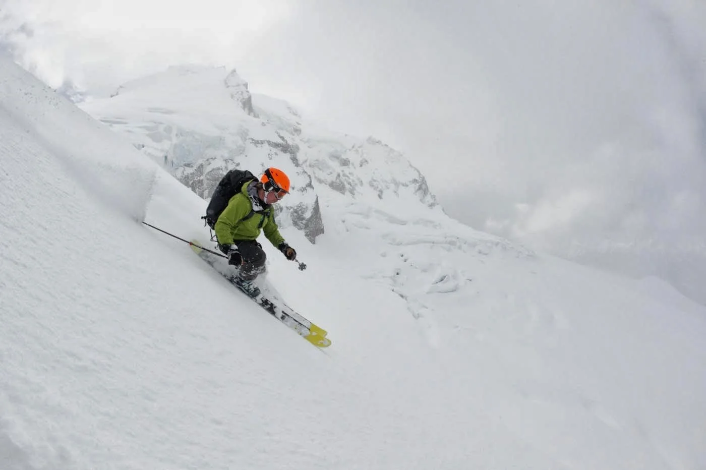 Garibaldi summit shred Mar 21 2014   -22.jpg