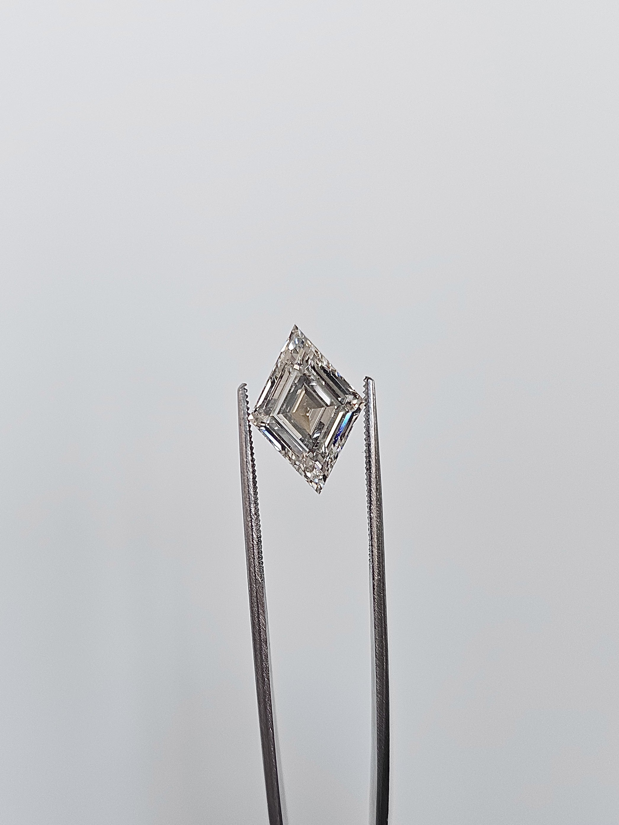 What Your Jeweler Doesn't Tell You About Where Your Diamond Comes From