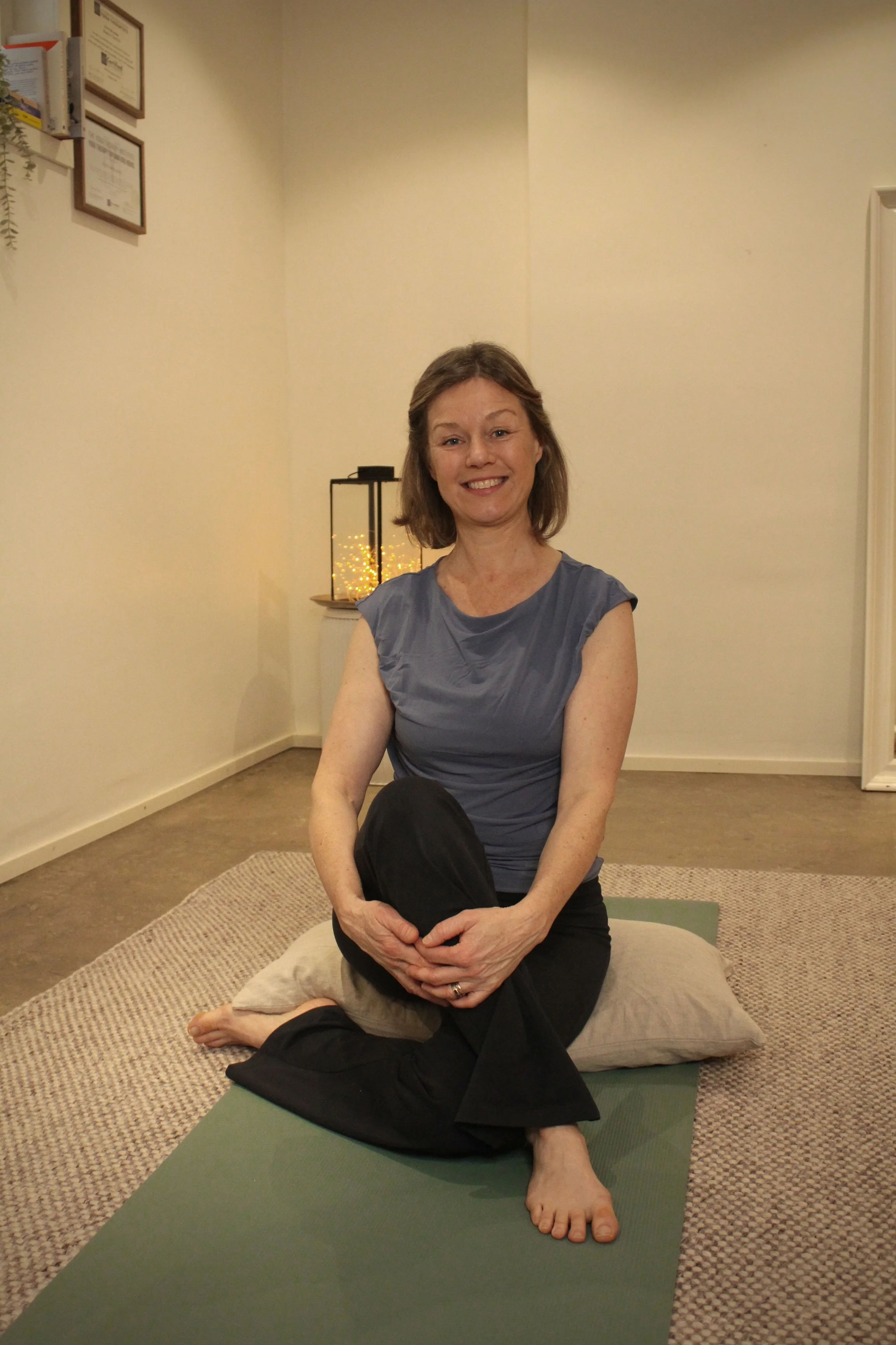 Kehoa ja mieltä hoitava jooga MA klo 16.15 SaivoYoga ja Zoom