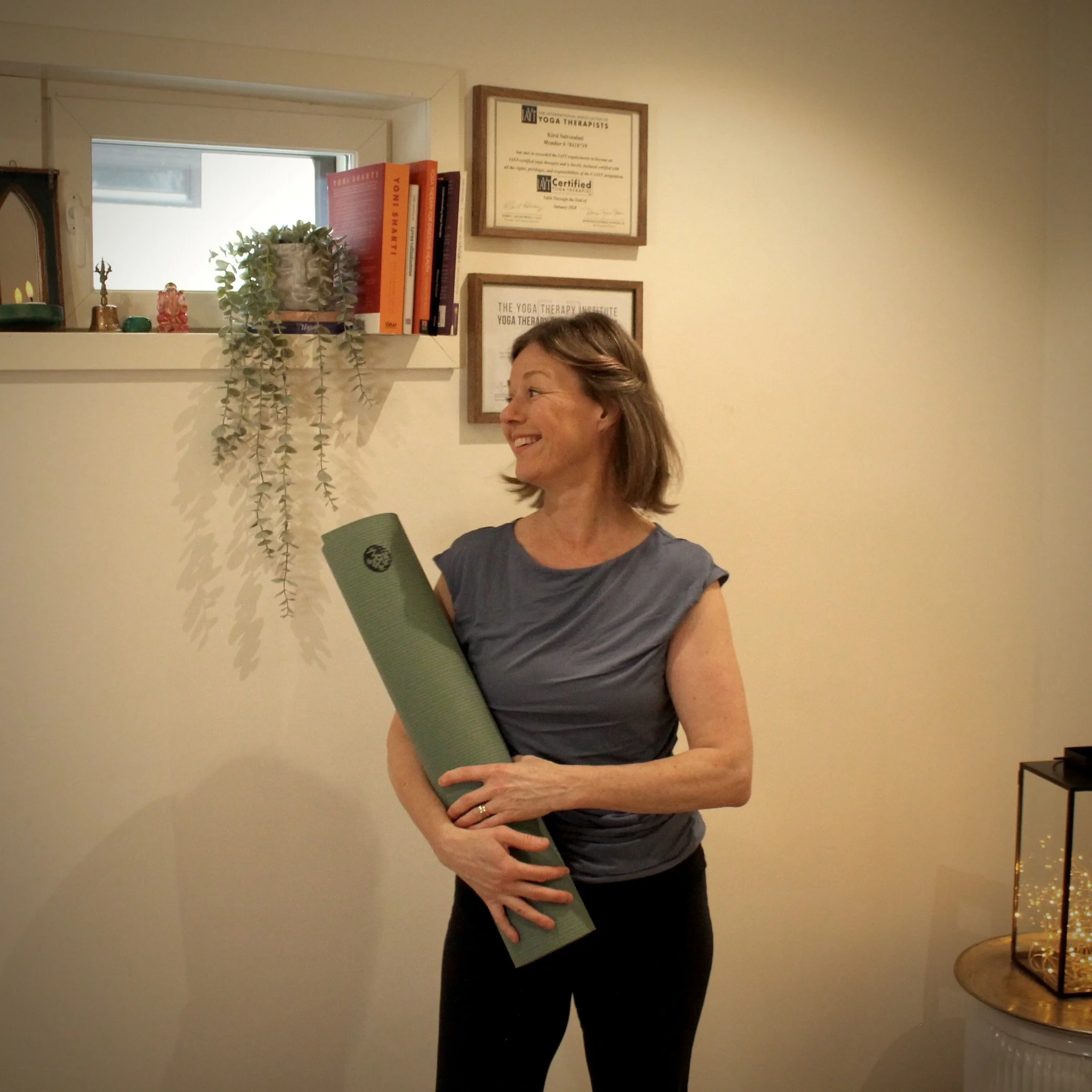 Kehoa ja mieltä hoitava jooga TI klo 17.30 SaivoYoga