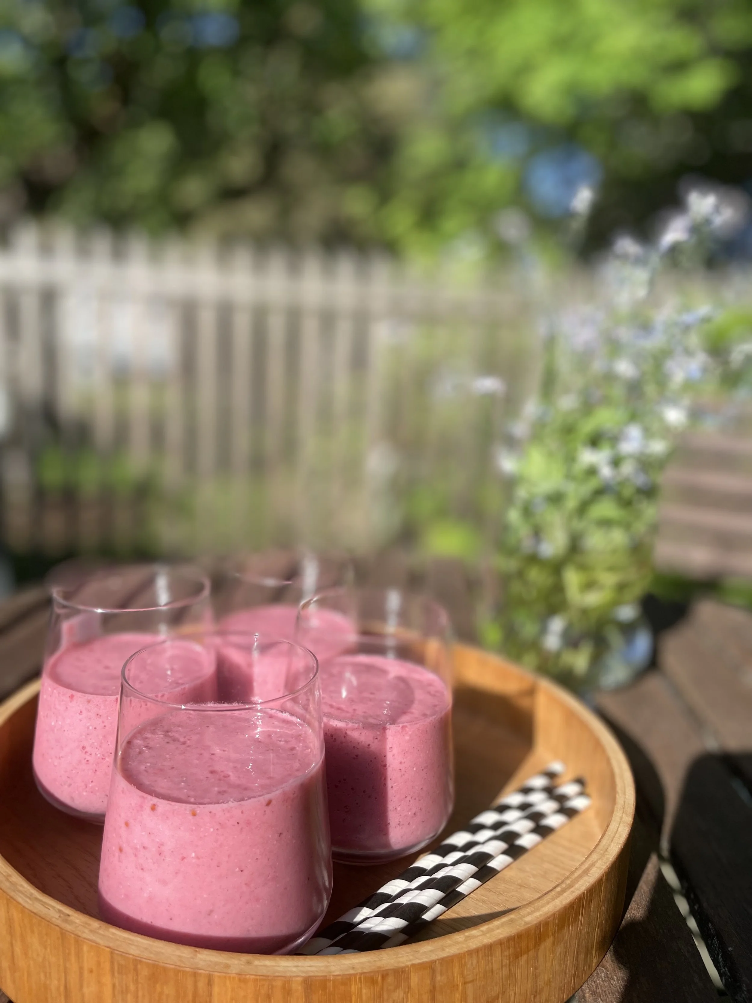 Puutarhajooga ja smoothie 