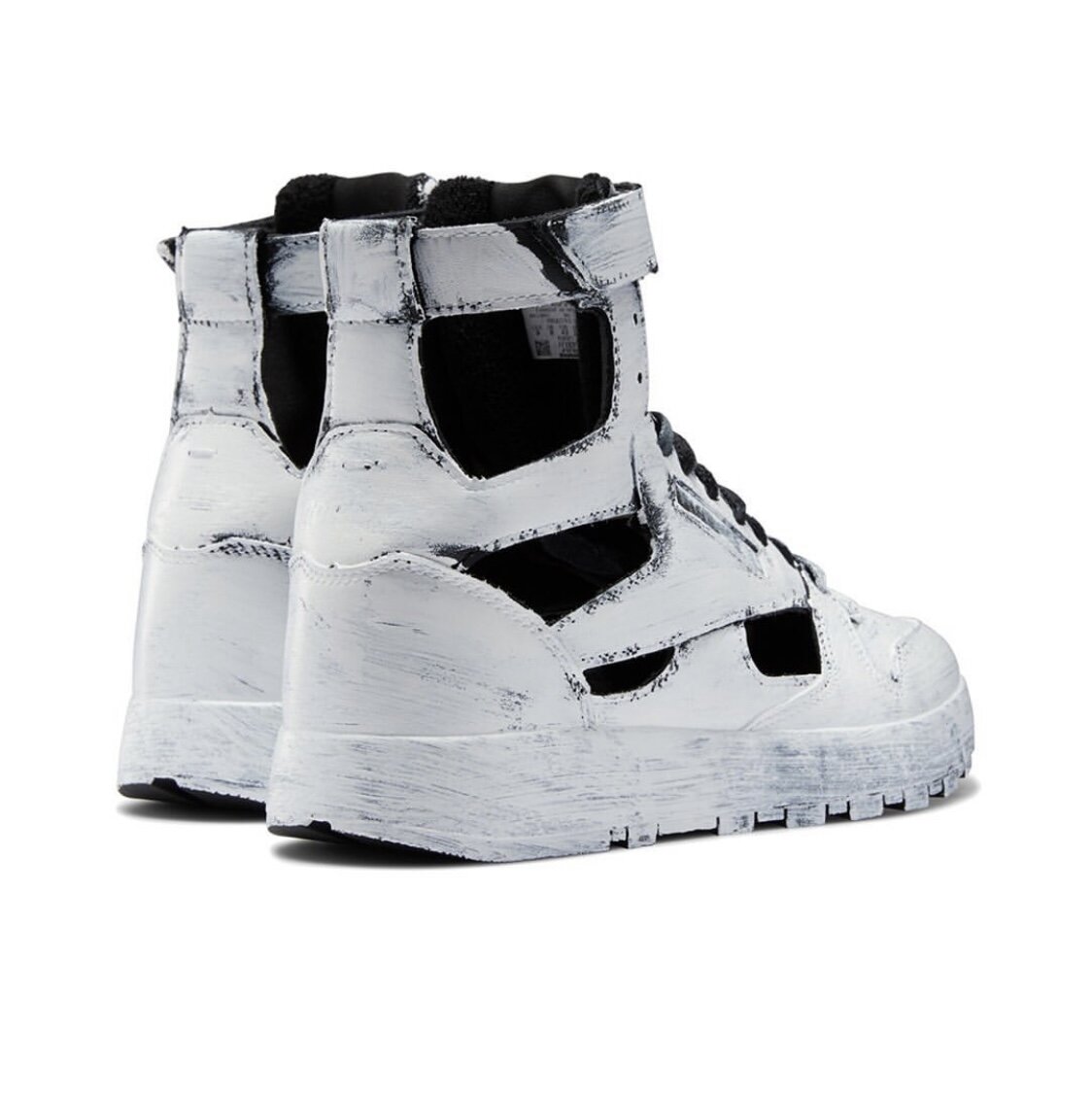 Krønike Adelaide jeg er enig MAISON MARGIELA x REEBOK CLASSIC LEATHER TABI HIGH — INTERSECTION